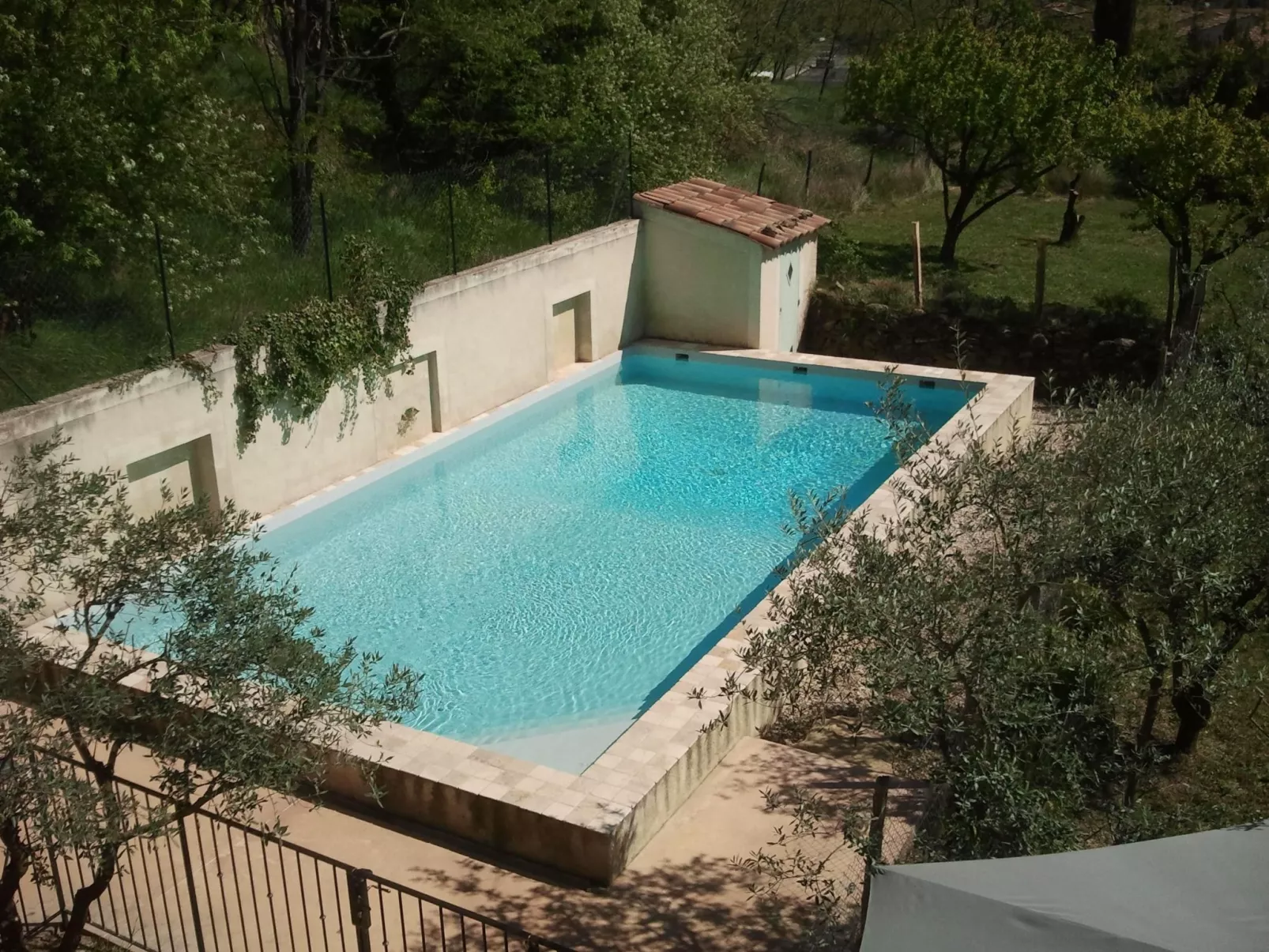 Mas de la damisello-Dehors