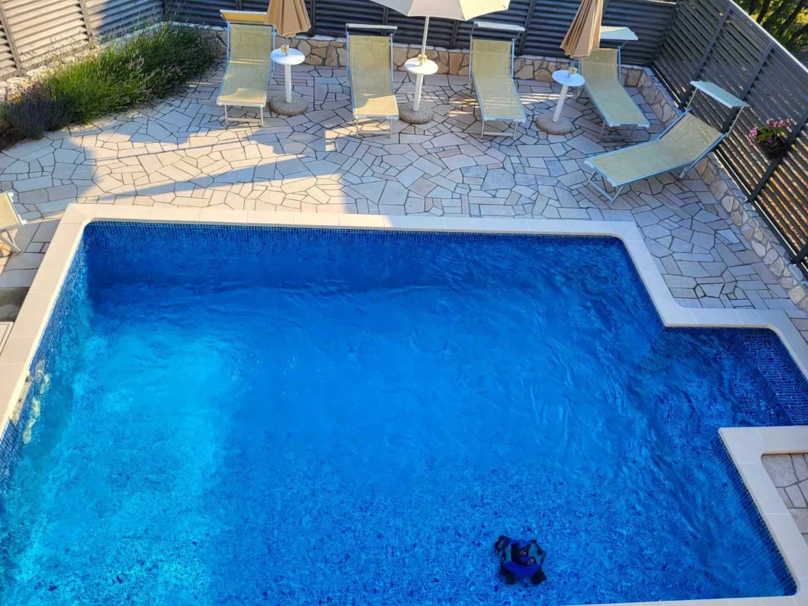 Villa "Haus mit pool" mit eigenem Pool-Draußen