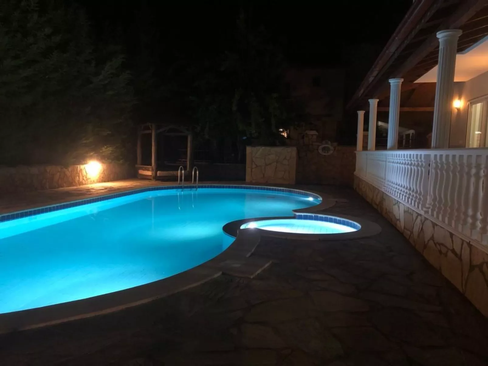 Mit Garten, Grill und Terrasse-Dehors