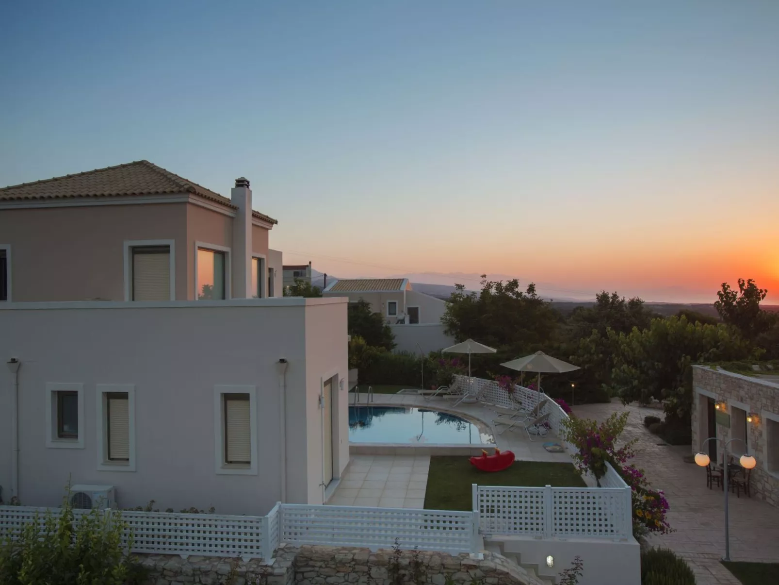 Haus in Arkadi mit Parkplatz vor Ort-Outside