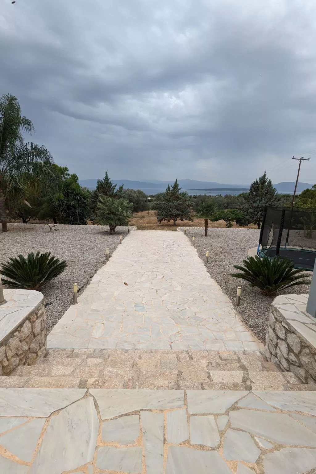 Anwesen "Villa Livadia" mit Infinity-Pool-Dehors