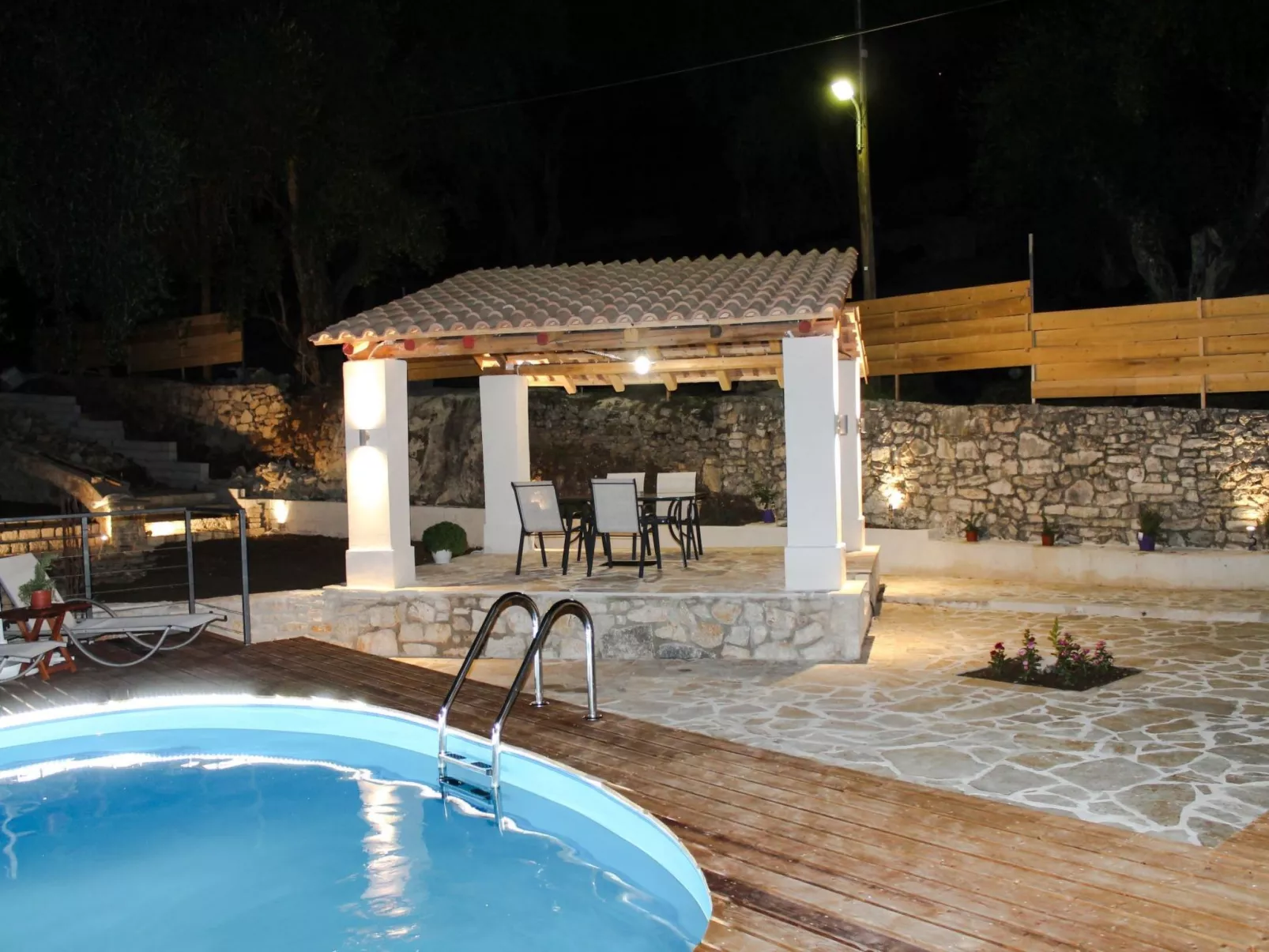 Villa Amfiliki in der Nähe der Agni-Bucht mit privatem Pool-Inside