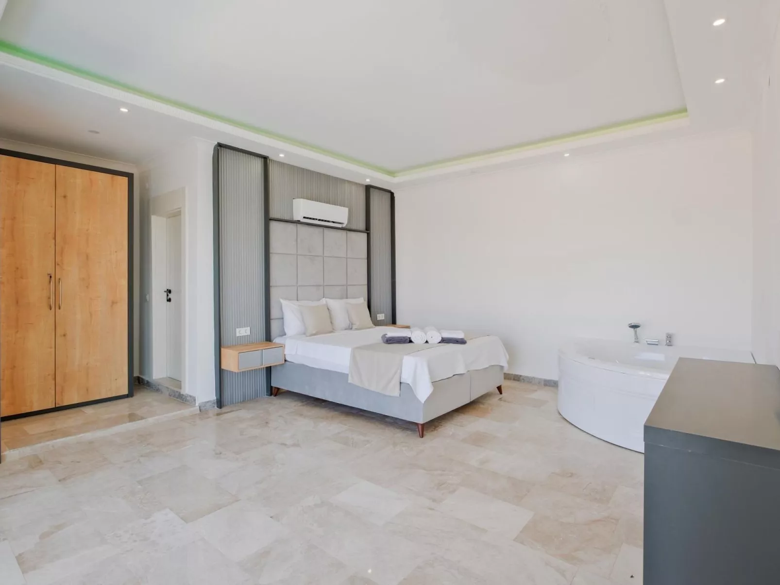 Max Rama 1-Image-tags.info