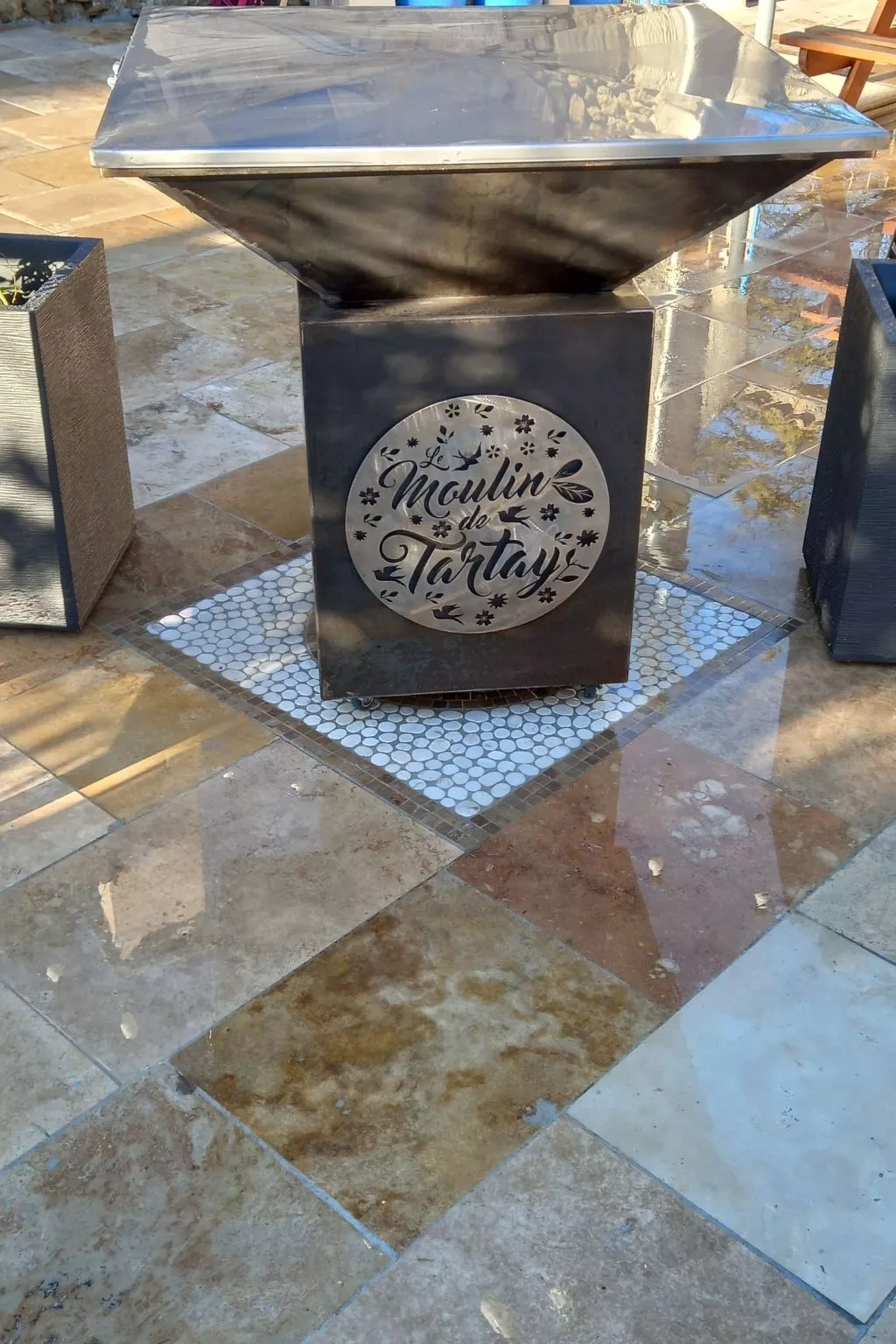 Fanny's Gîte Moulin de Tartay in Avignon-Outside