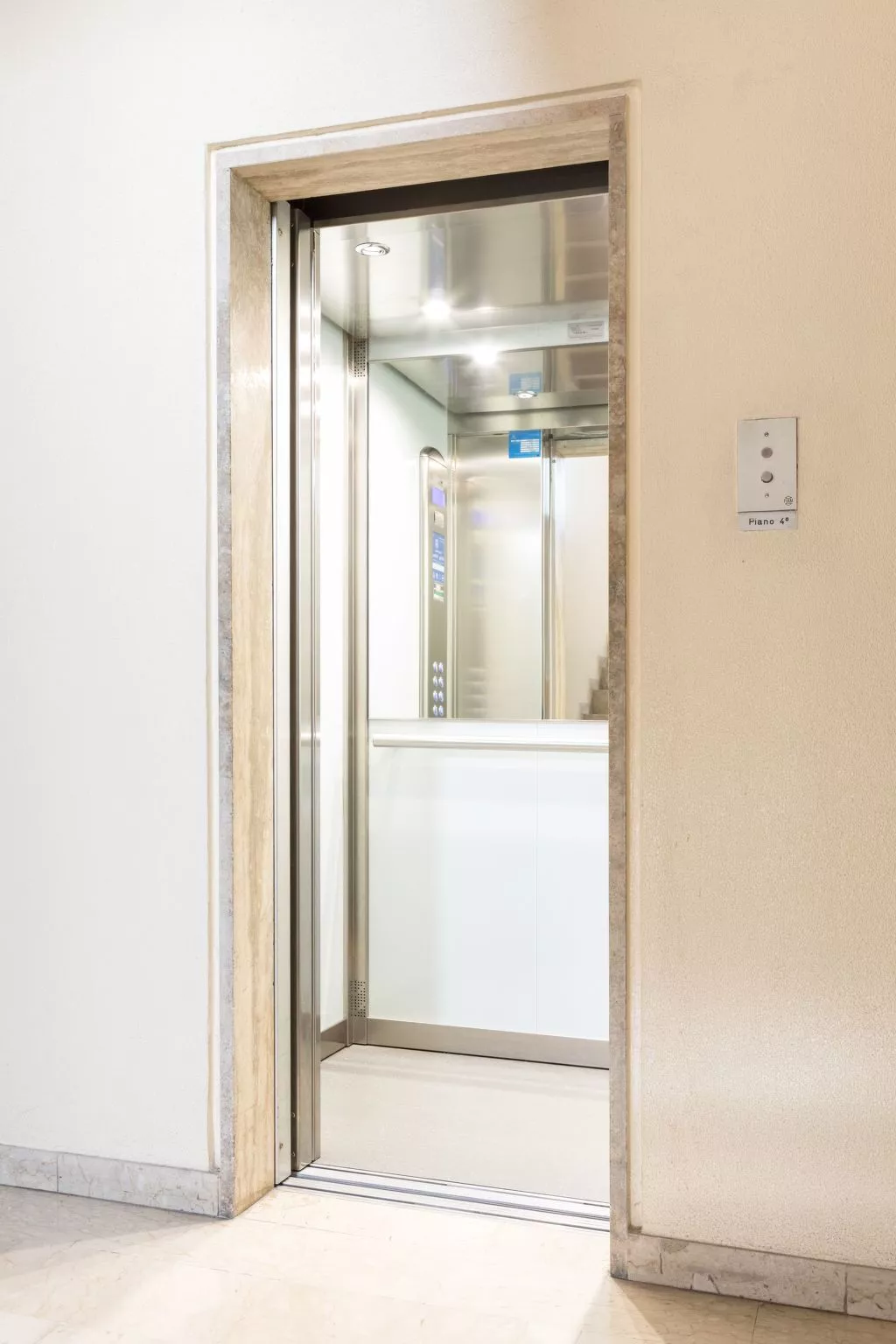 Wohnung 'Cappuccino 36' mit Terrasse-Inside