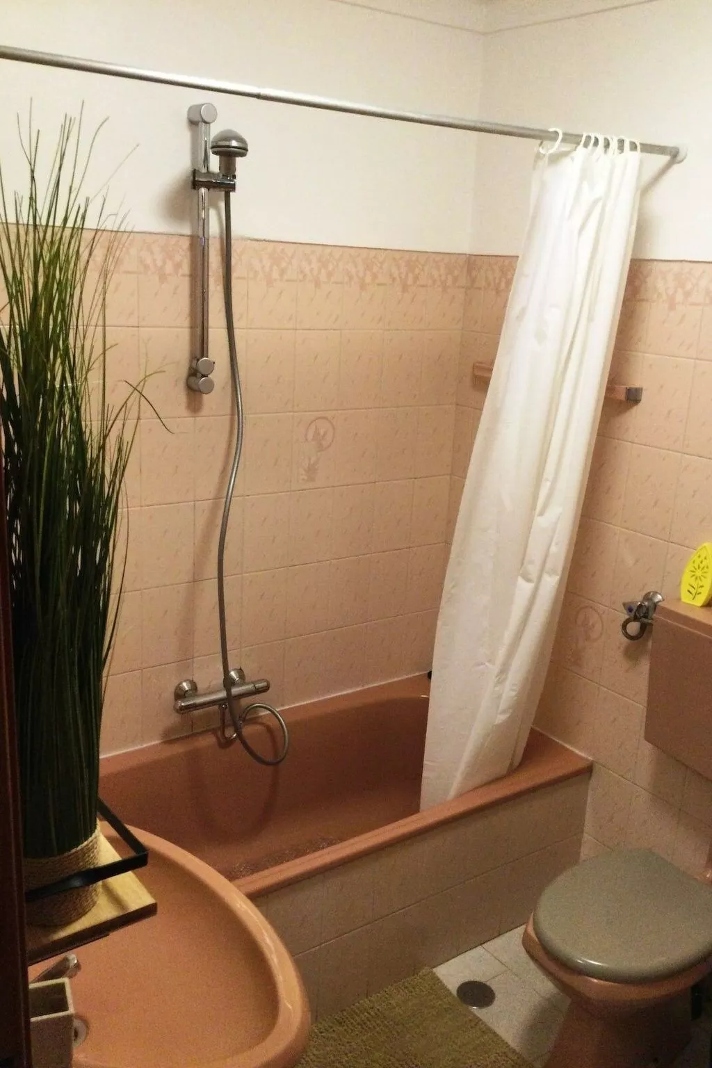 Dornes, das mythische Land der Tempelritter-Drinnen