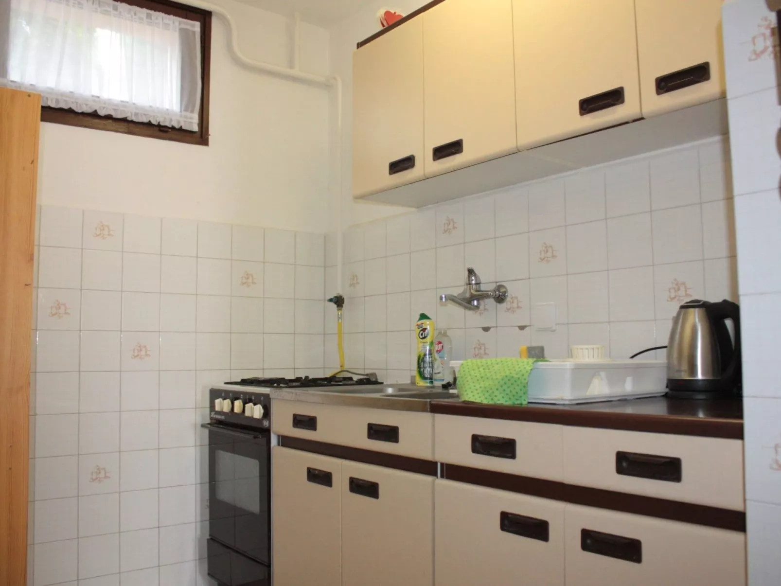 Schön eingerichtetes Appartement für 10 Personen-Dedans