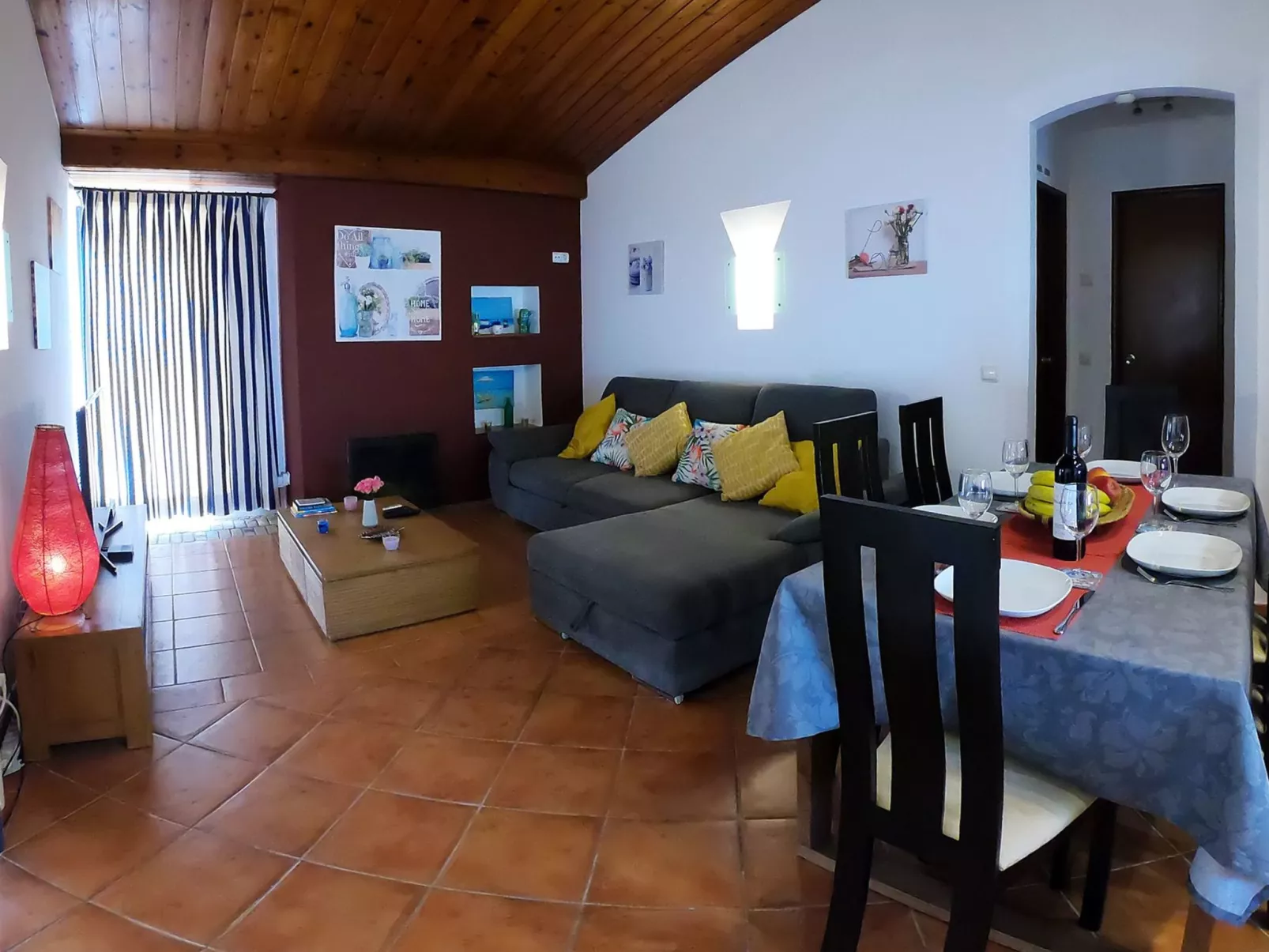 Lotus Villa, Albufeira-Drinnen