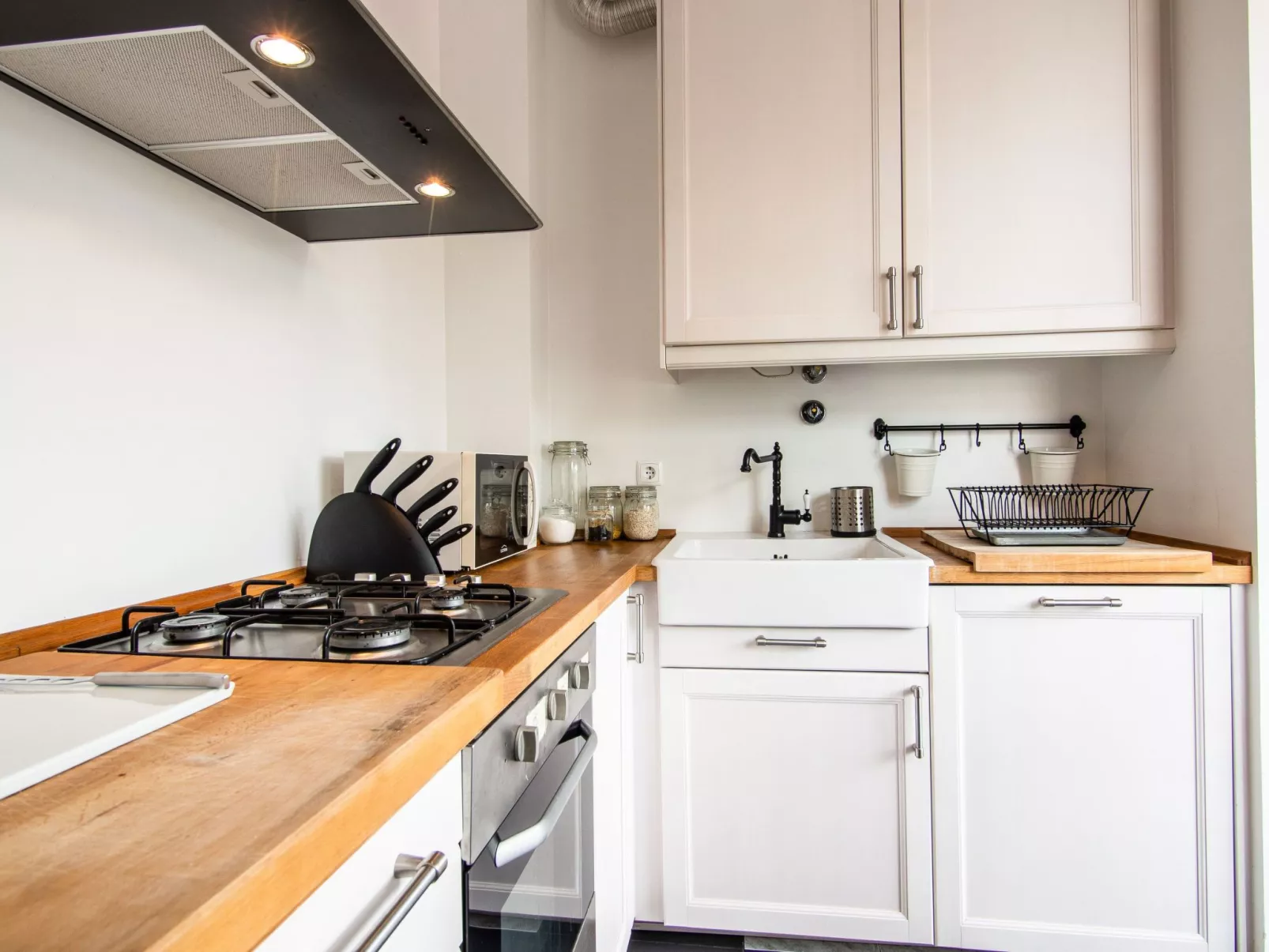 Neue, lichtdurchflutete Wohnung im Zentrum-Dedans