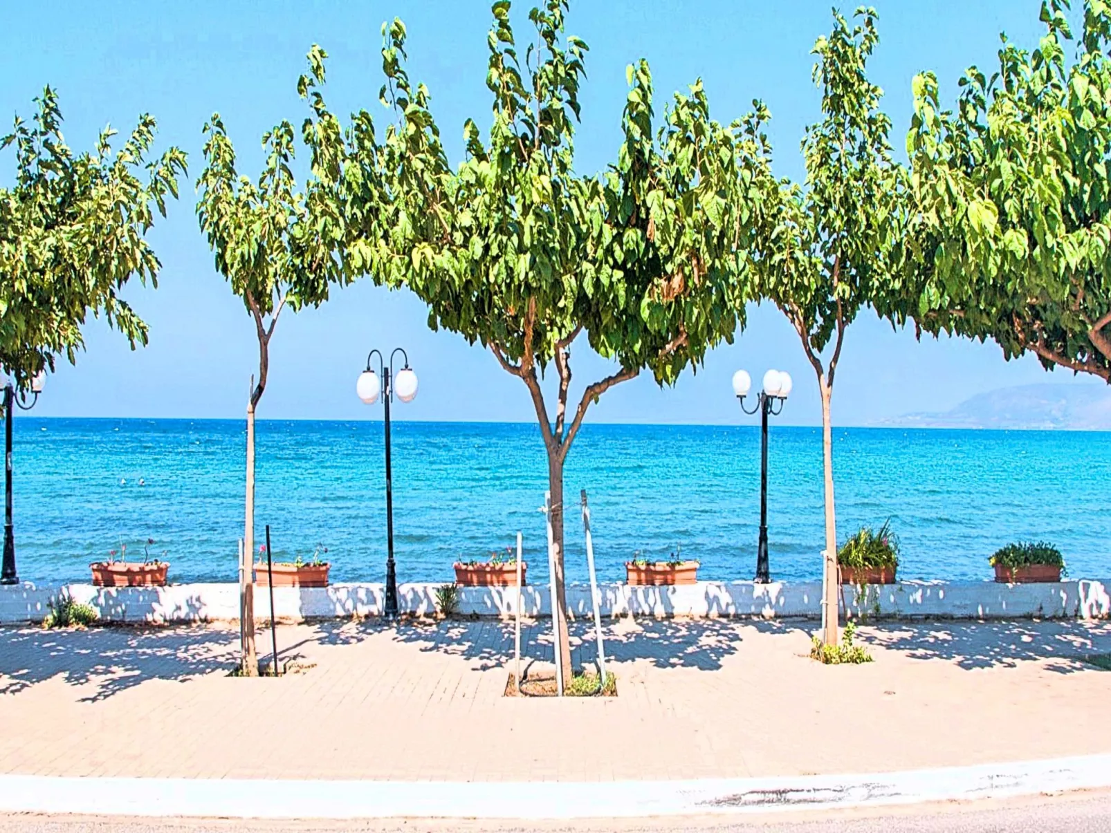 Du Lac Alpha Villa Privater Pool-Dehors