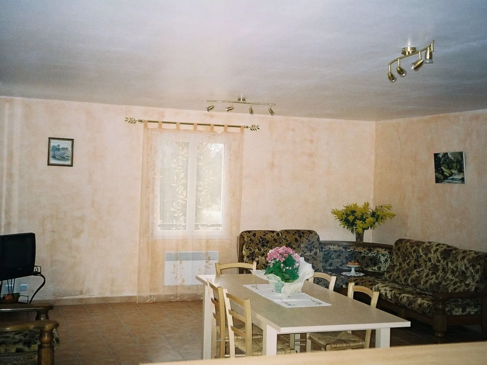 Les Colombes du Ventoux-Inside