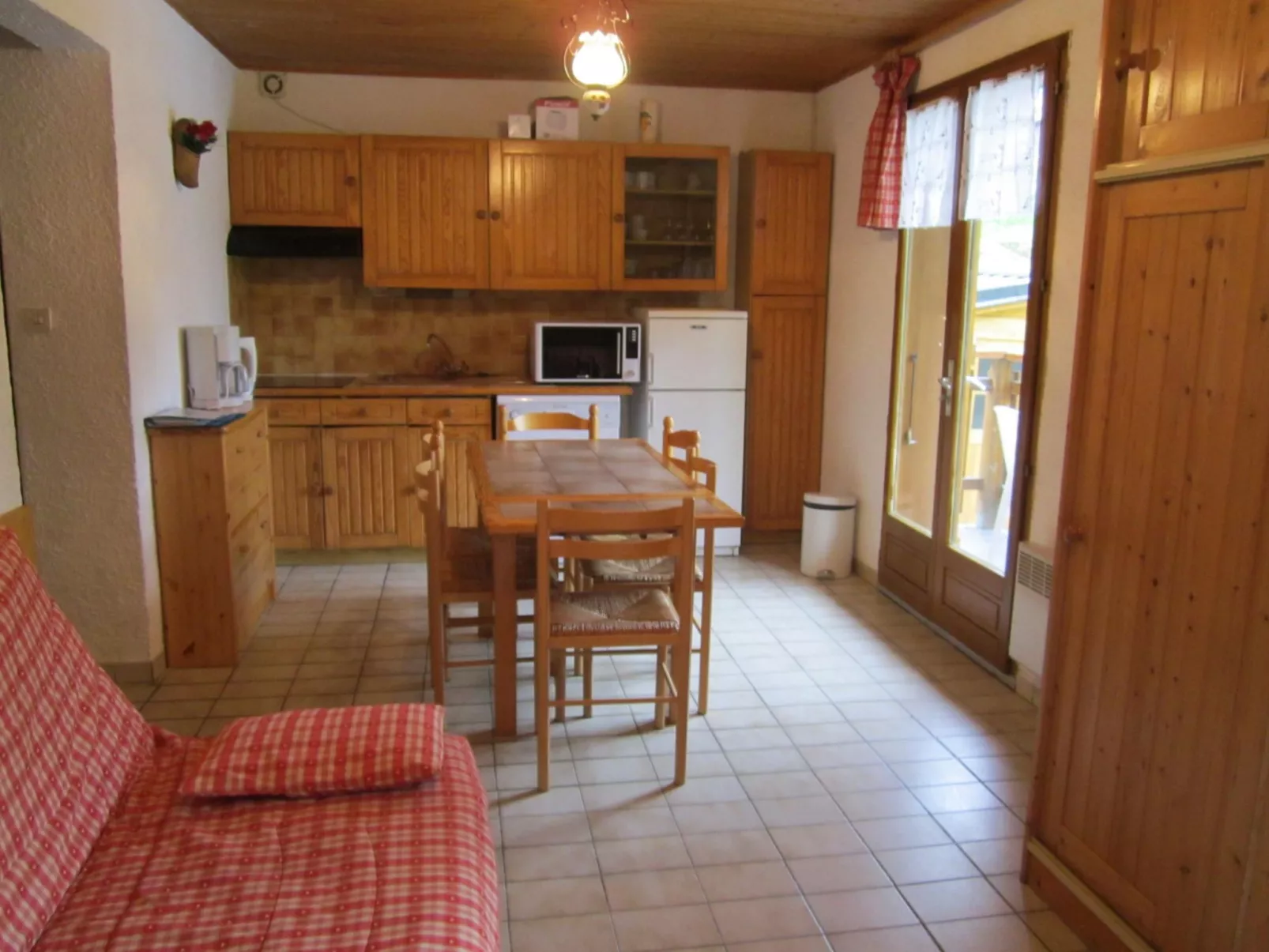 "Le Clos de Cluny"-Dedans