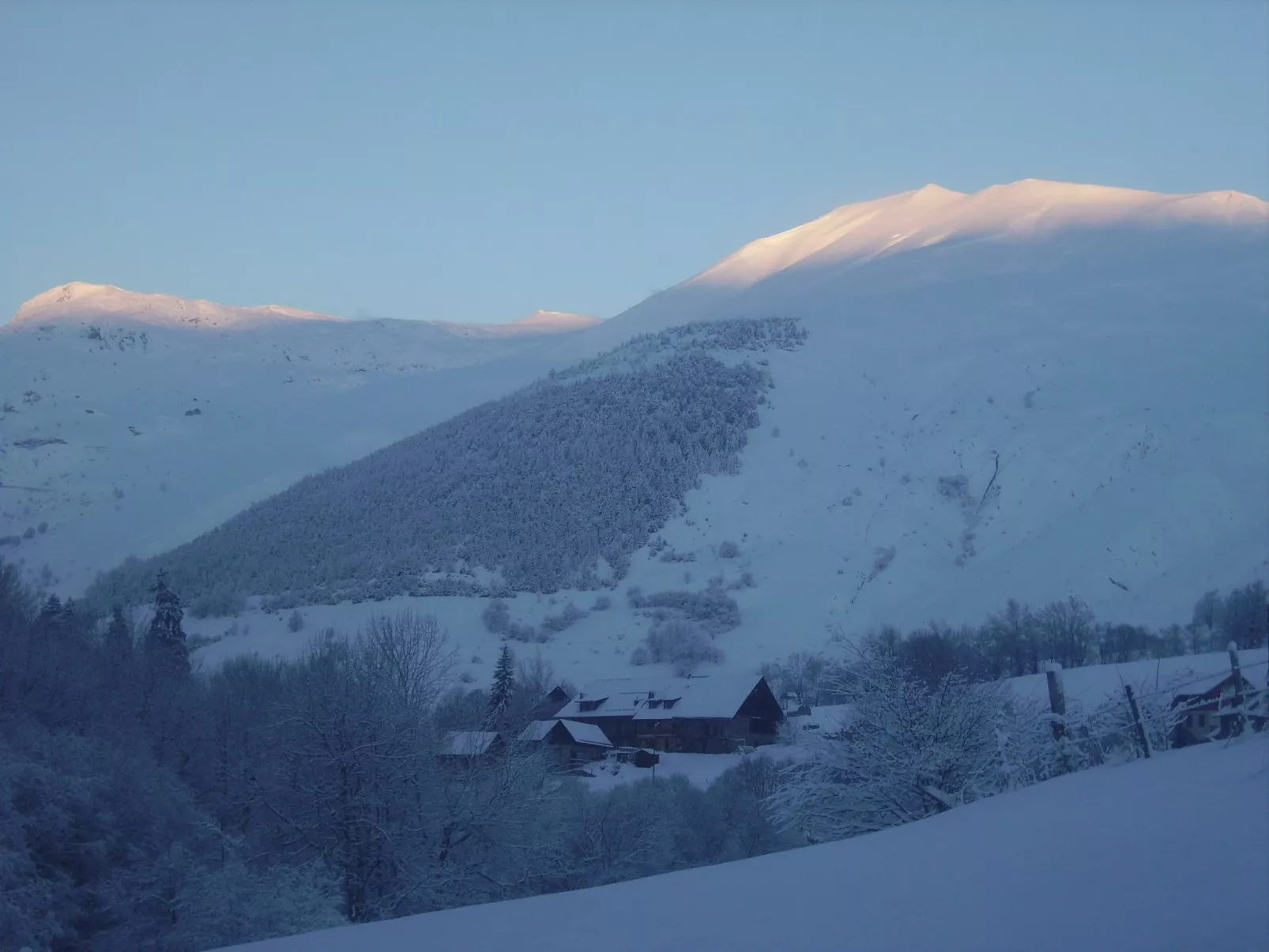 Wohnung in Chalet-Dehors