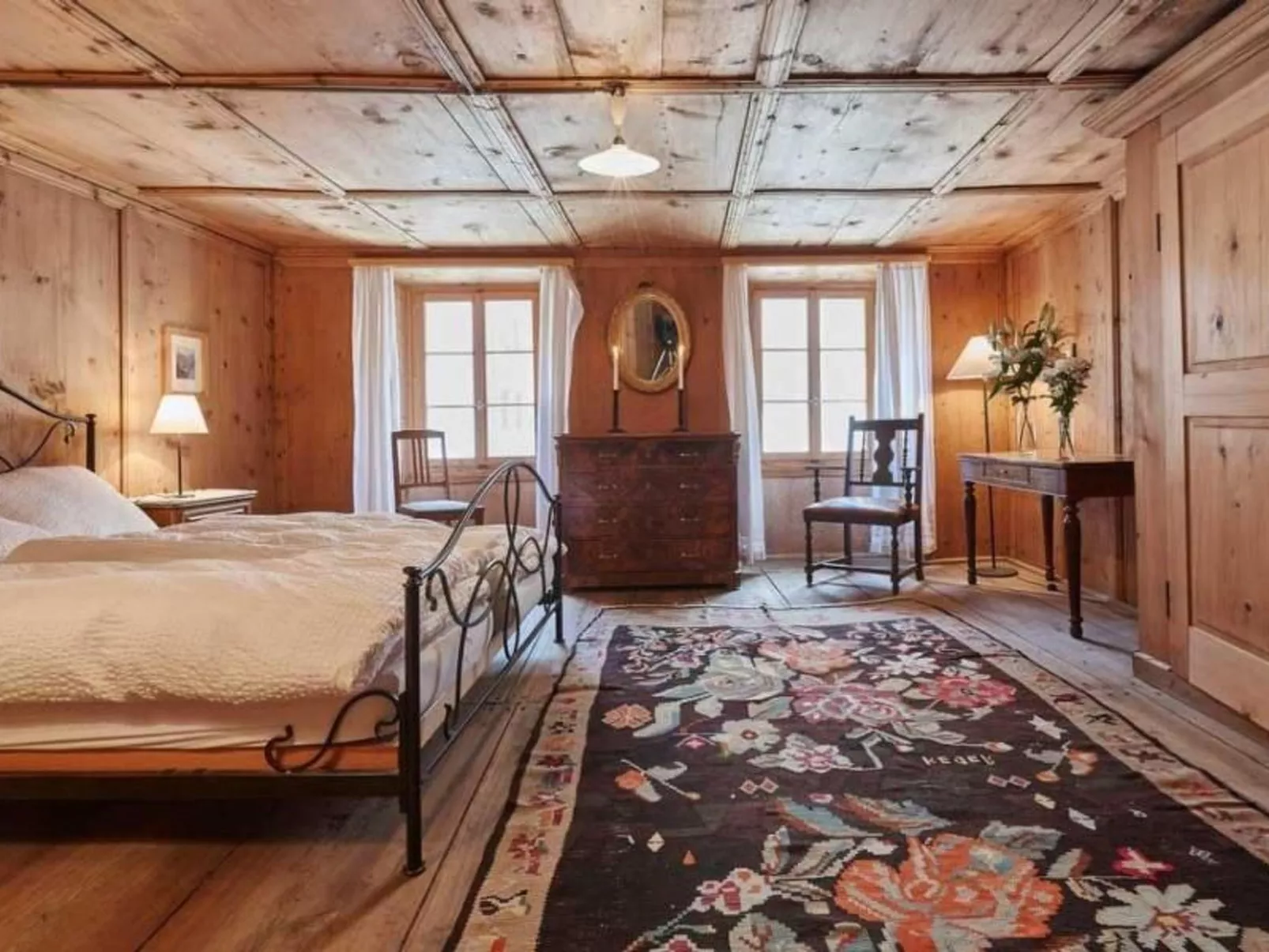 Cäsa Picenoni-Dedans