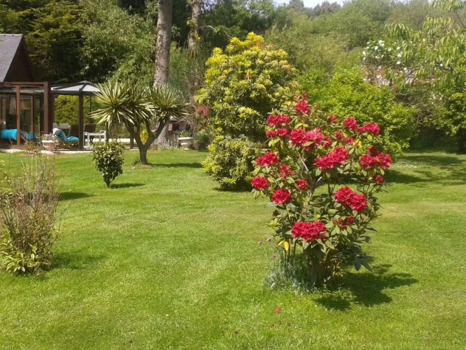 Chalet "gite du bois d'amour" (Hütte des Liebesh-Outside