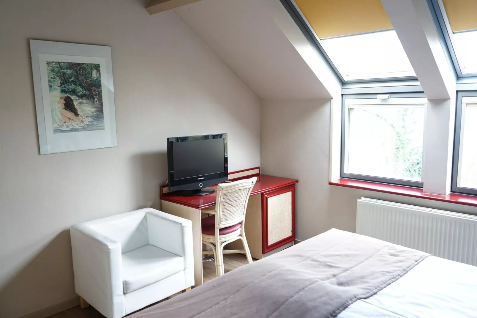 Les 5 Ourthes-Bedroom