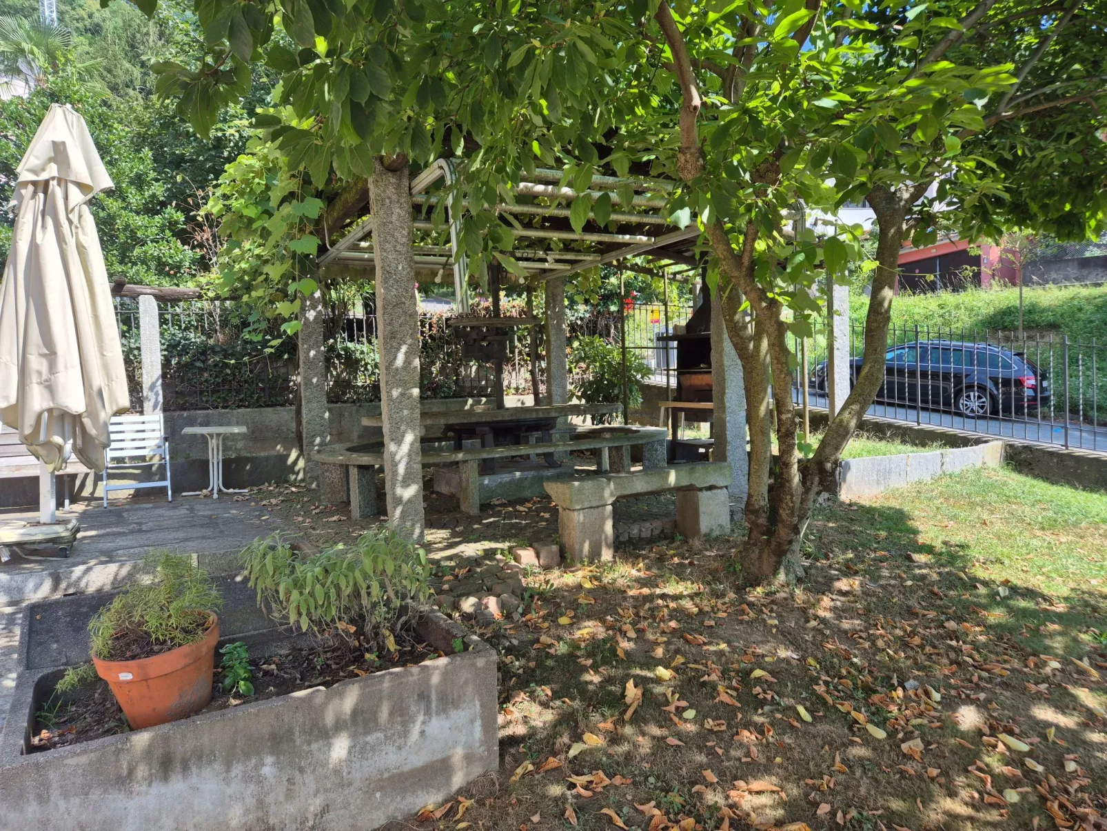 Executive mit 6 Schlafzimmern und 2 Bädern-Dehors