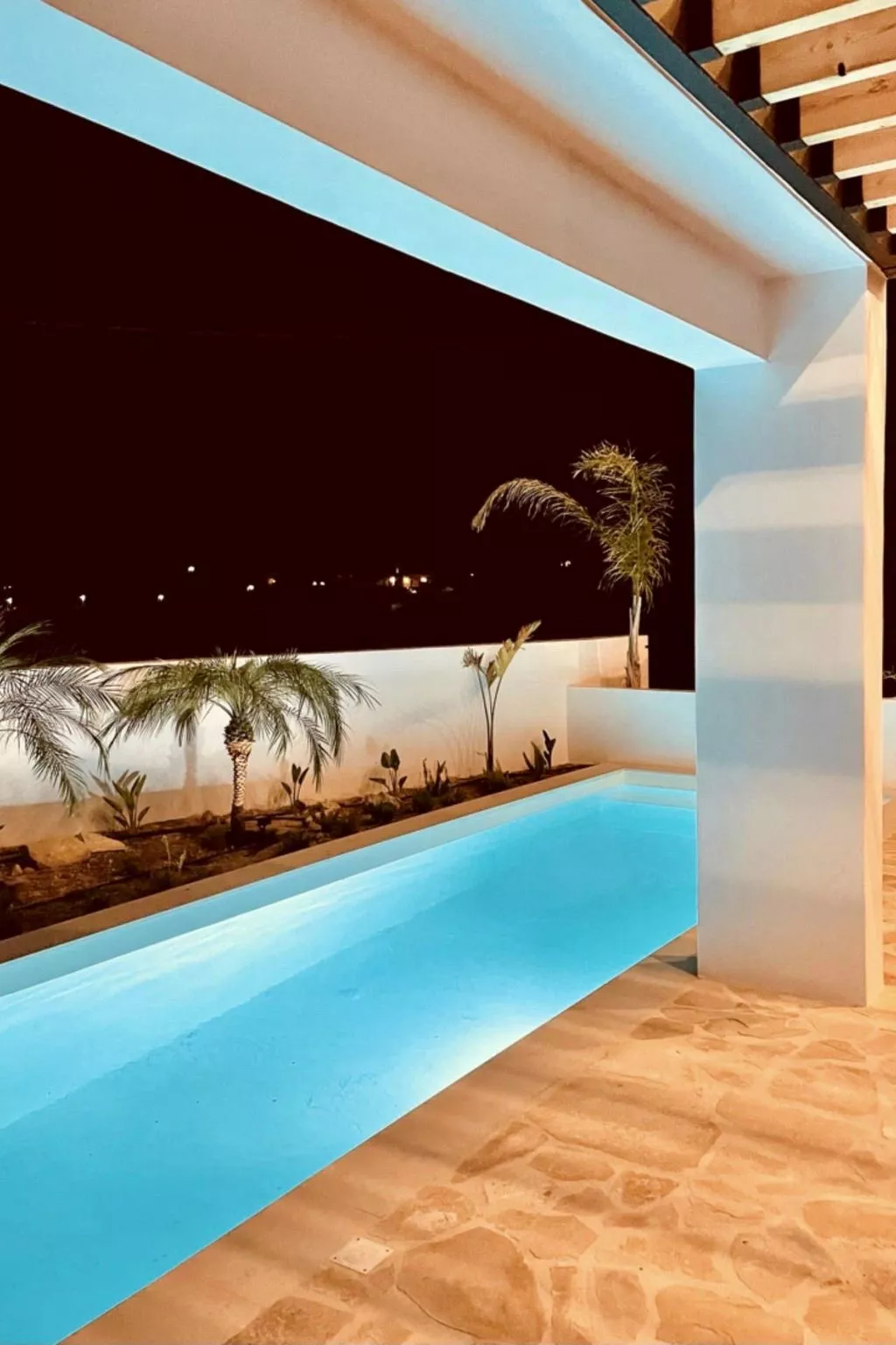 "Villa Nepenthe"-Outside