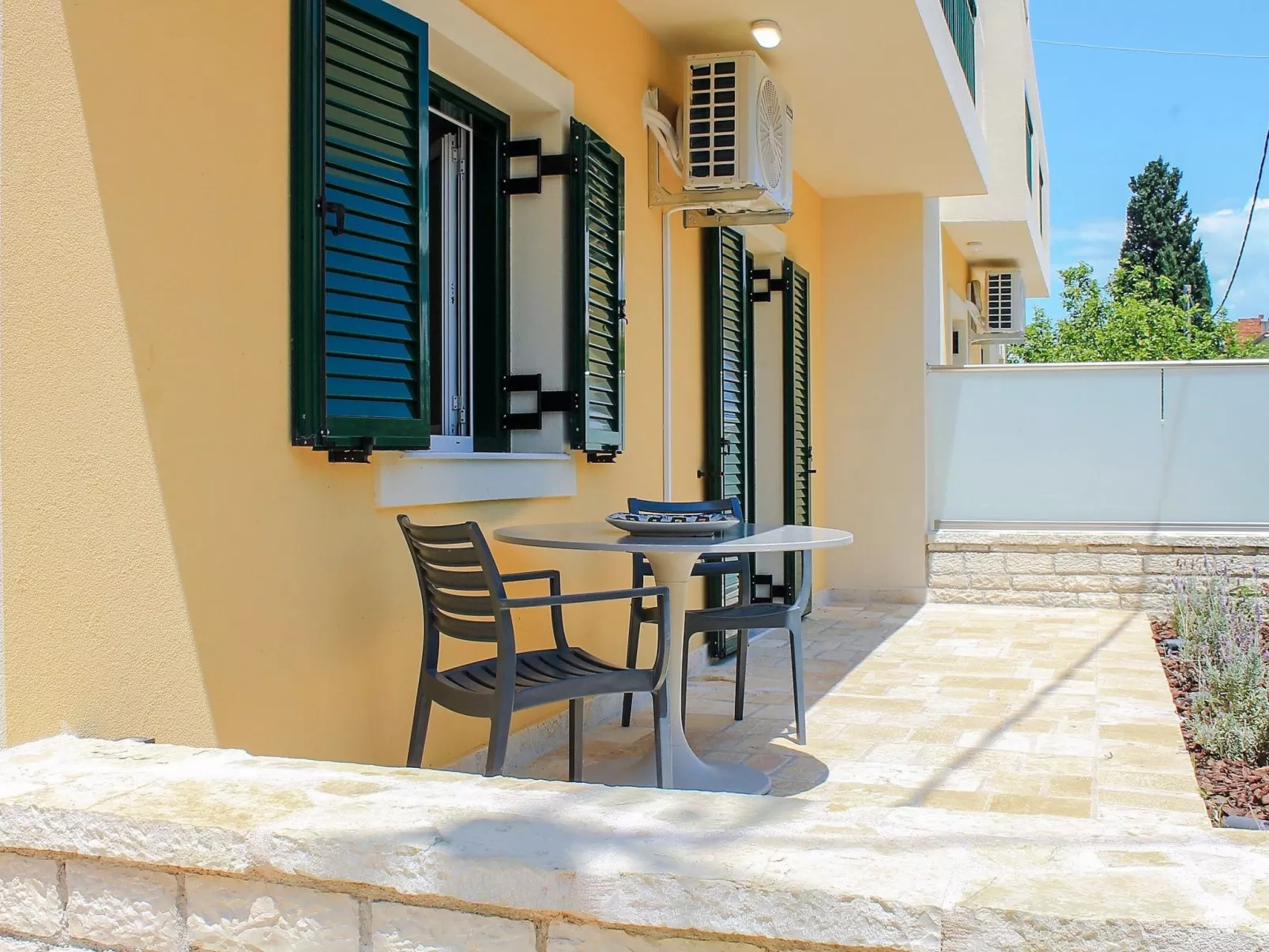 Stilvolle Erdgeschosswohnung Wave Dio in Kassiopi-Inside