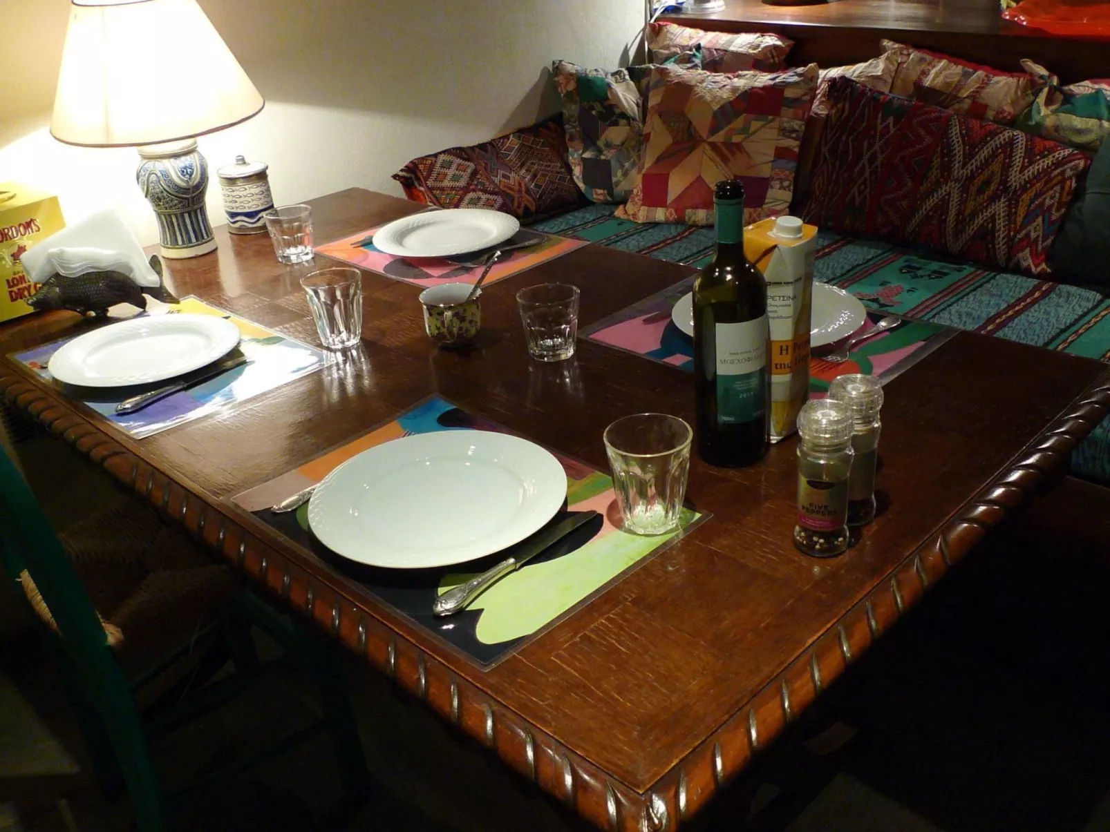 "Kyria Florenz"-Drinnen