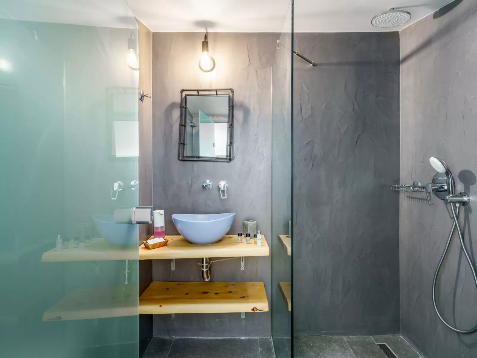 "Venetsianiko" mit privatem Parkplatz-Dedans