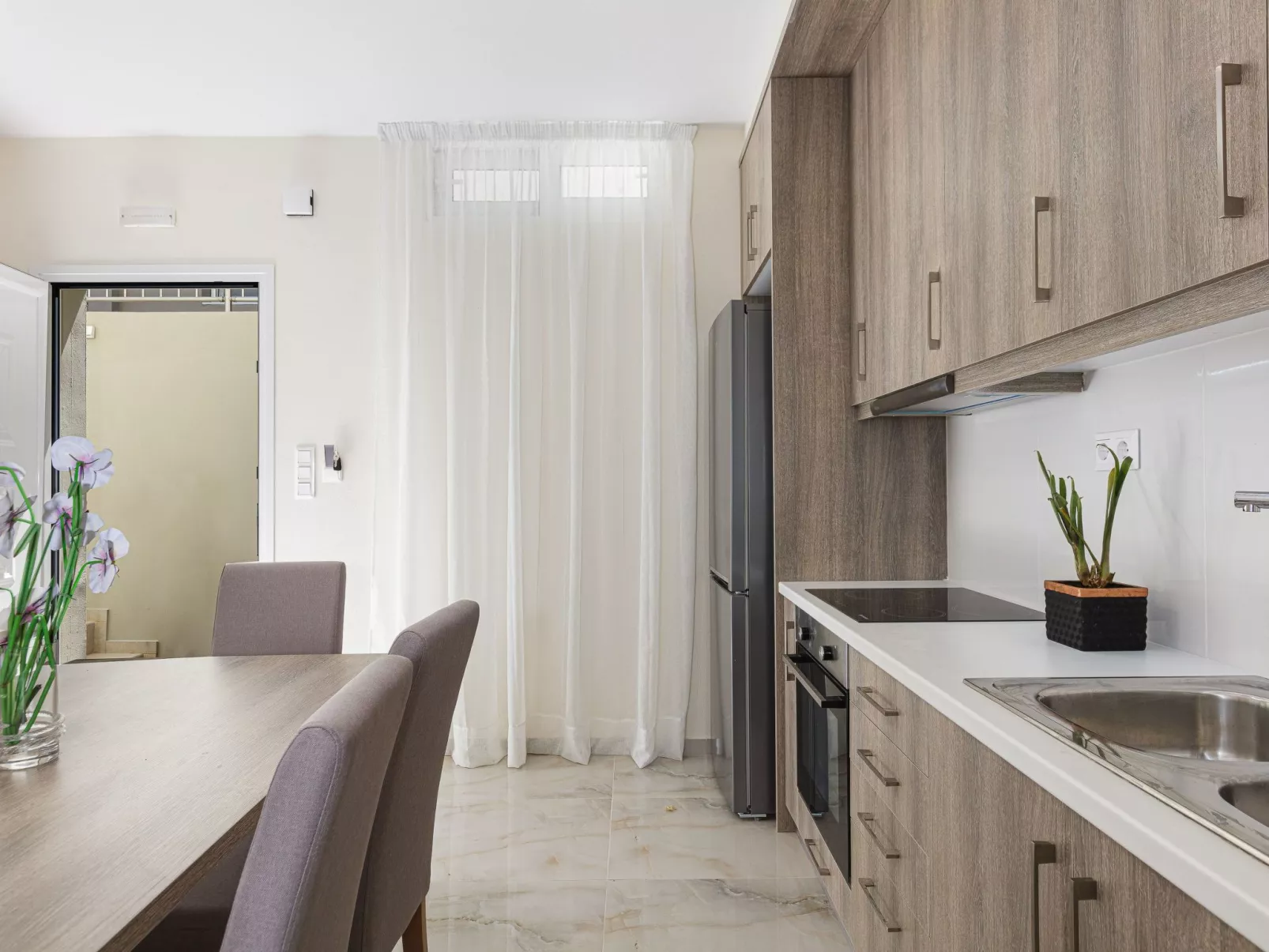 Haus in Vlichada mit tragbarem Barbecue-Dedans