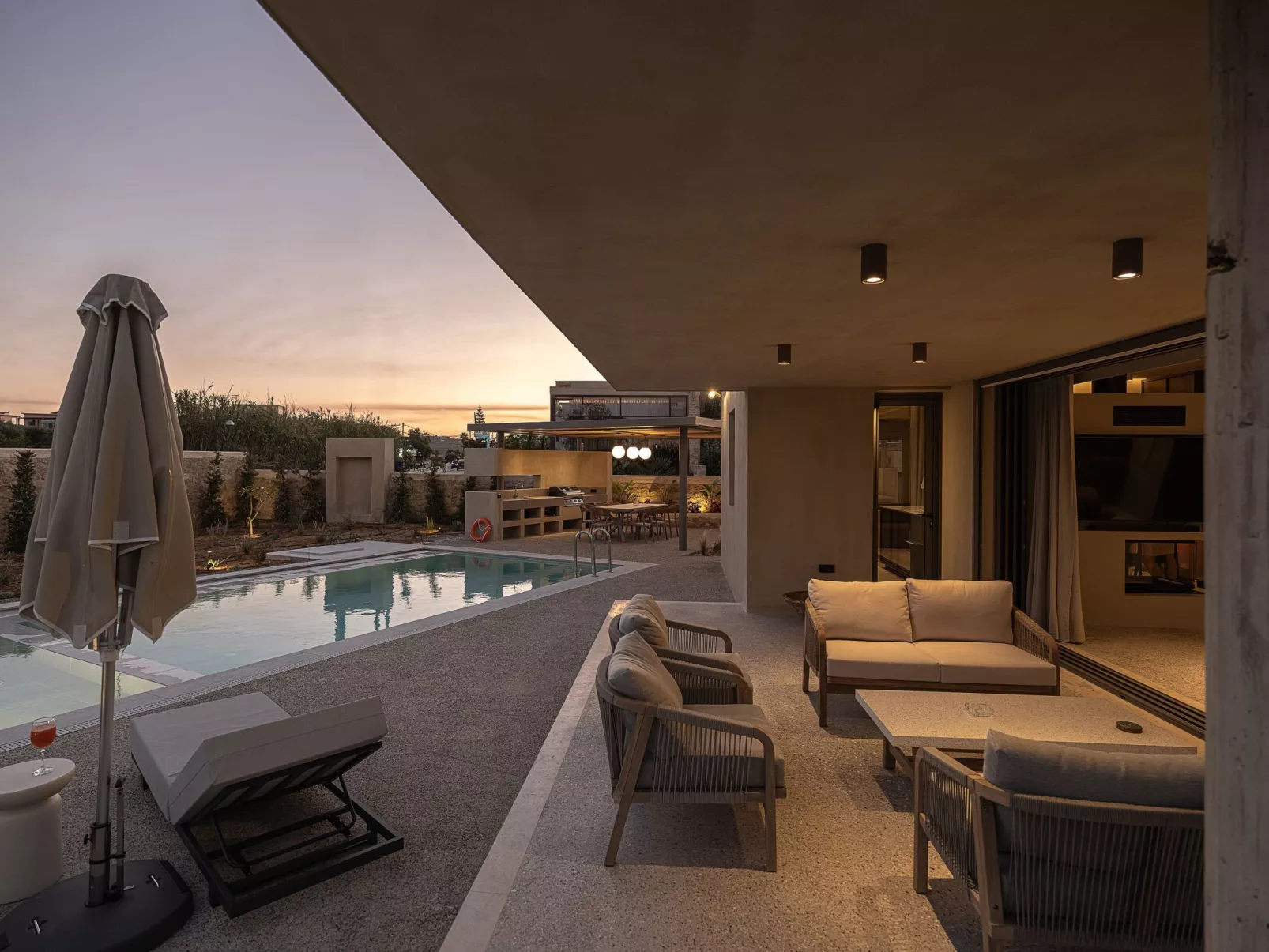 "Villa Portokalea", direkt am Meer-Dedans