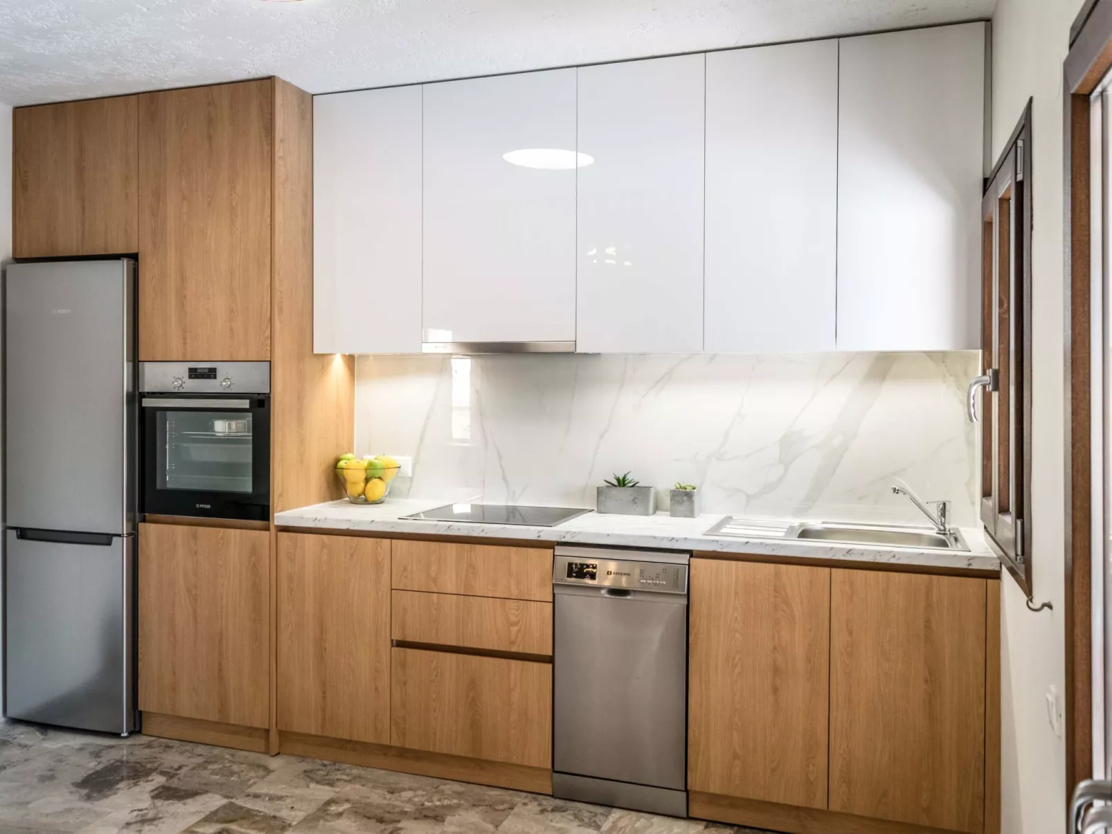 Niriides Villas_ Irida_ 2-Schlafzimmer privater Pool-Drinnen