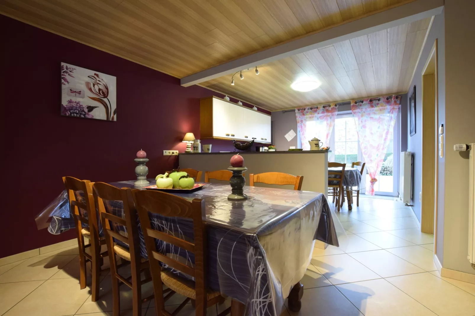 Gîte du Rancourt-Salle à manger