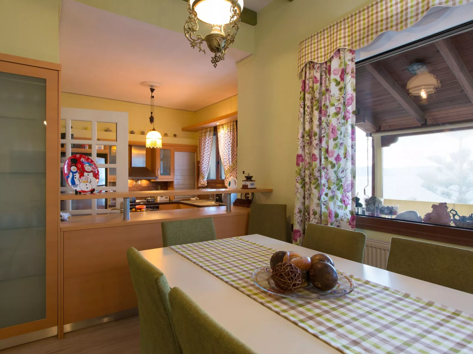 Villa am Strand mit privatem Swimmingpool und Meerblick-Drinnen