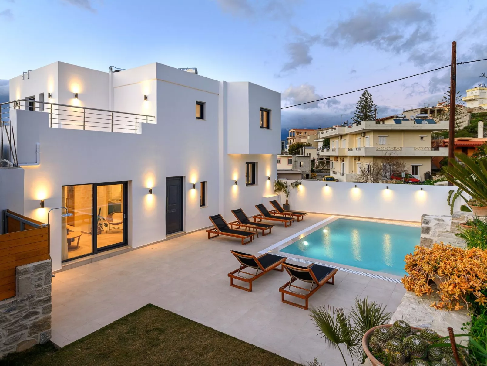 Calma-Image-tags.info