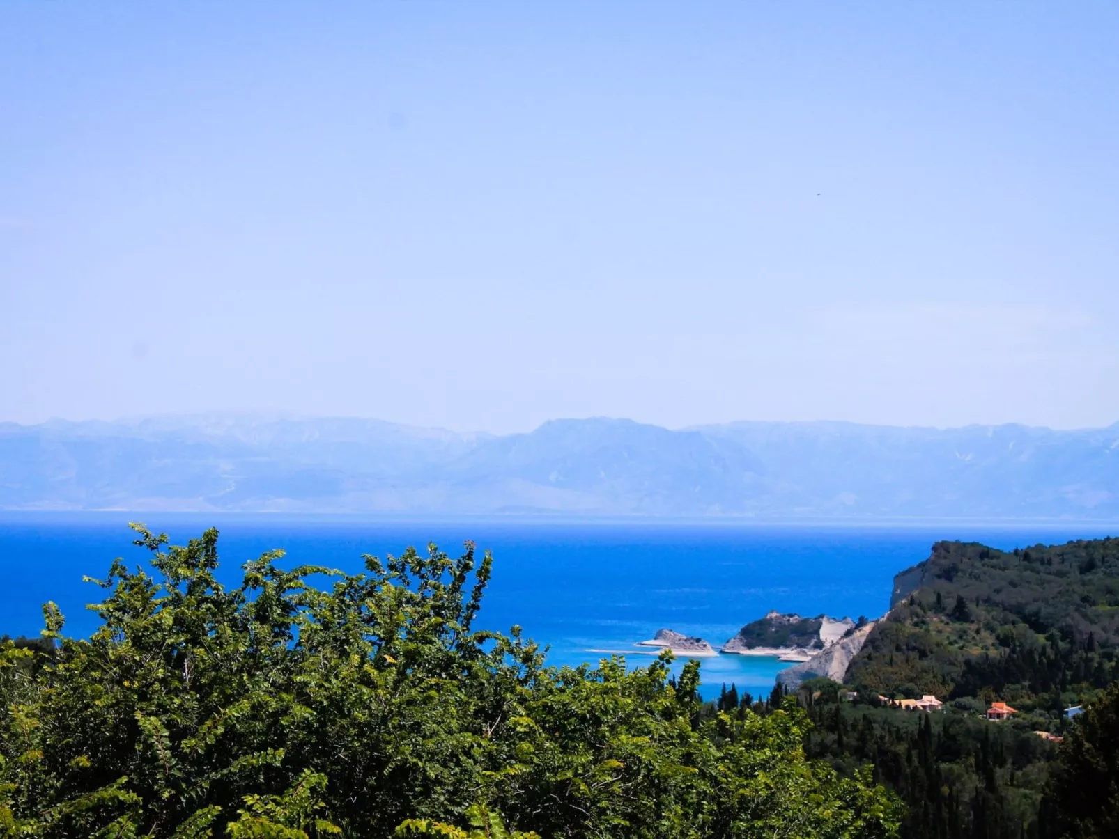 Haus mit drei Schlafzimmern in der Nähe der besten Strände von Korfu-Inside