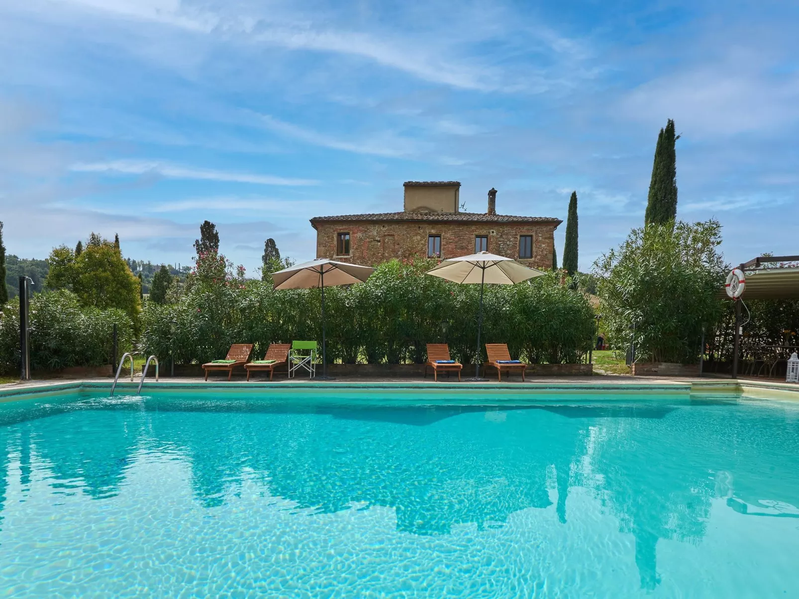 'Verbena' mit Pool-Outside