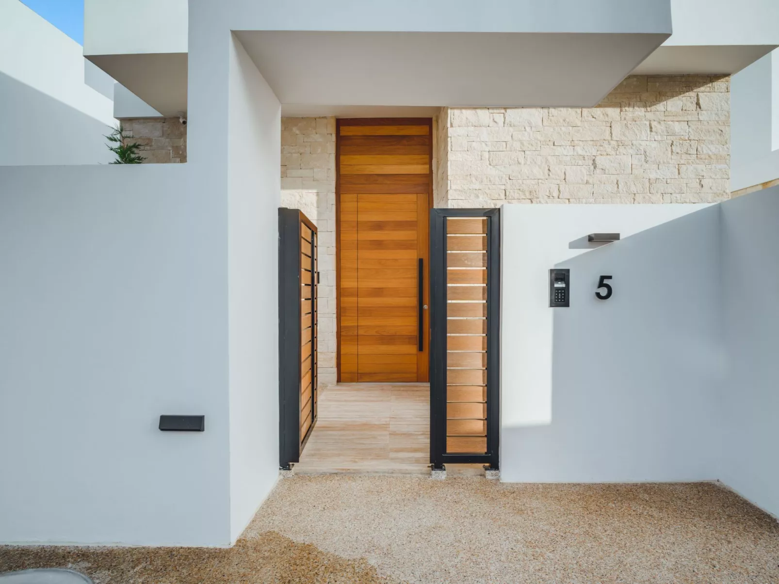 Periyiali Resort - Frontansicht Villa Ira - 5-Dehors