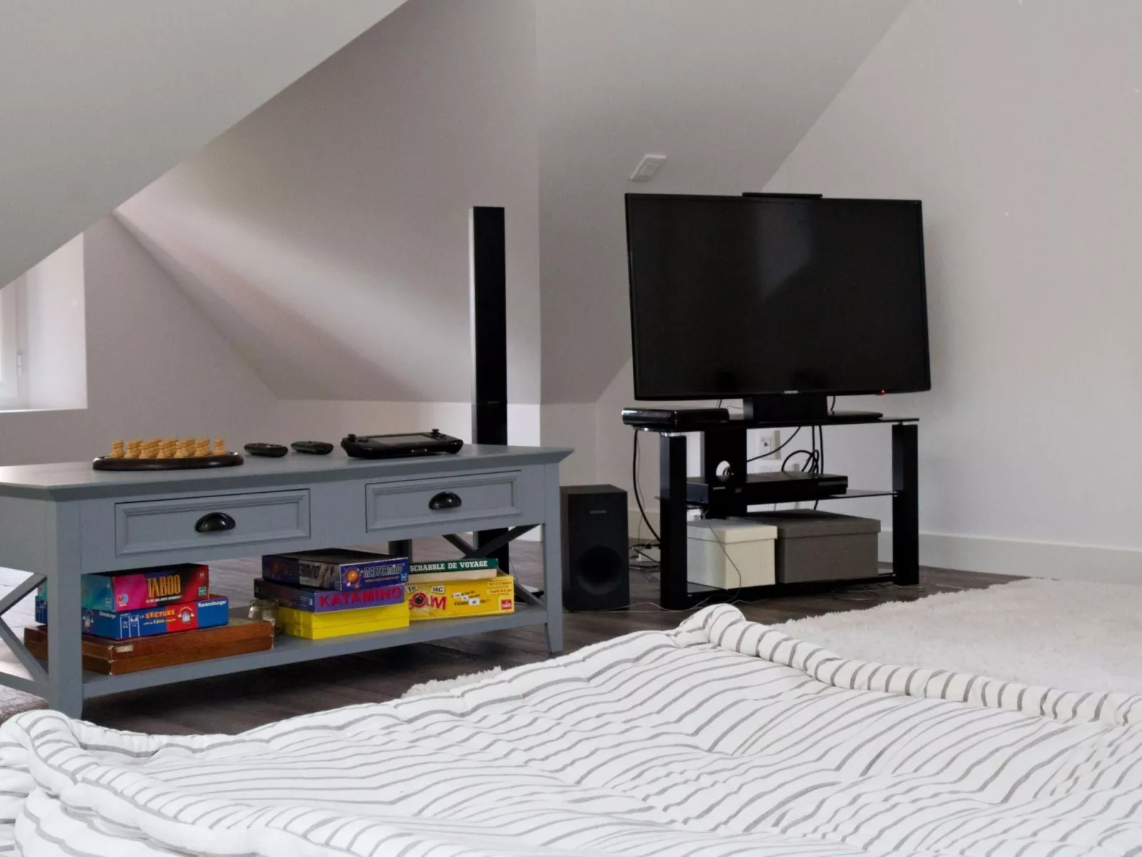 "Le Rayon Vert" mit Jacuzzi-Drinnen