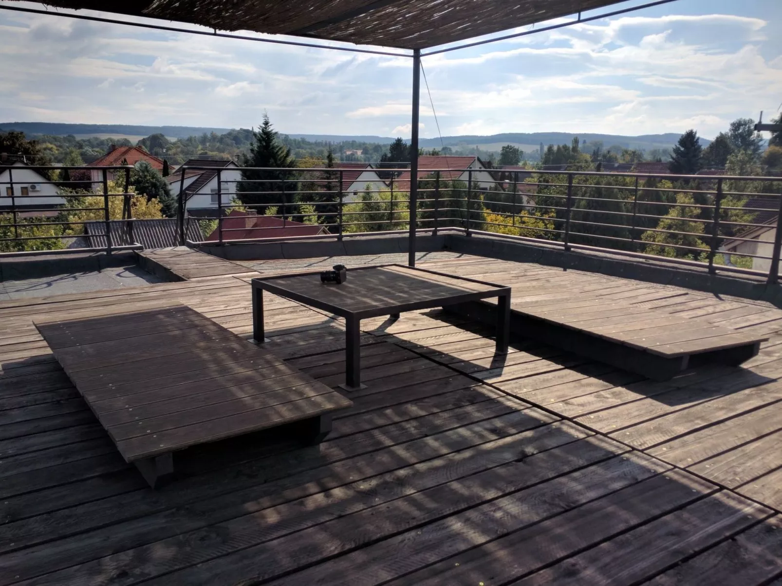 Doppelhaushälfte für sechs Personen mit Garten-Outside