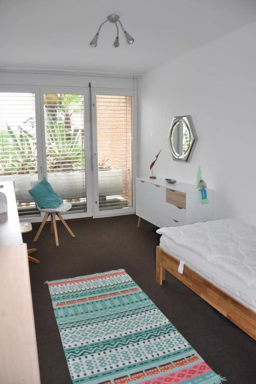 Navengana 4 mit Pool-Drinnen