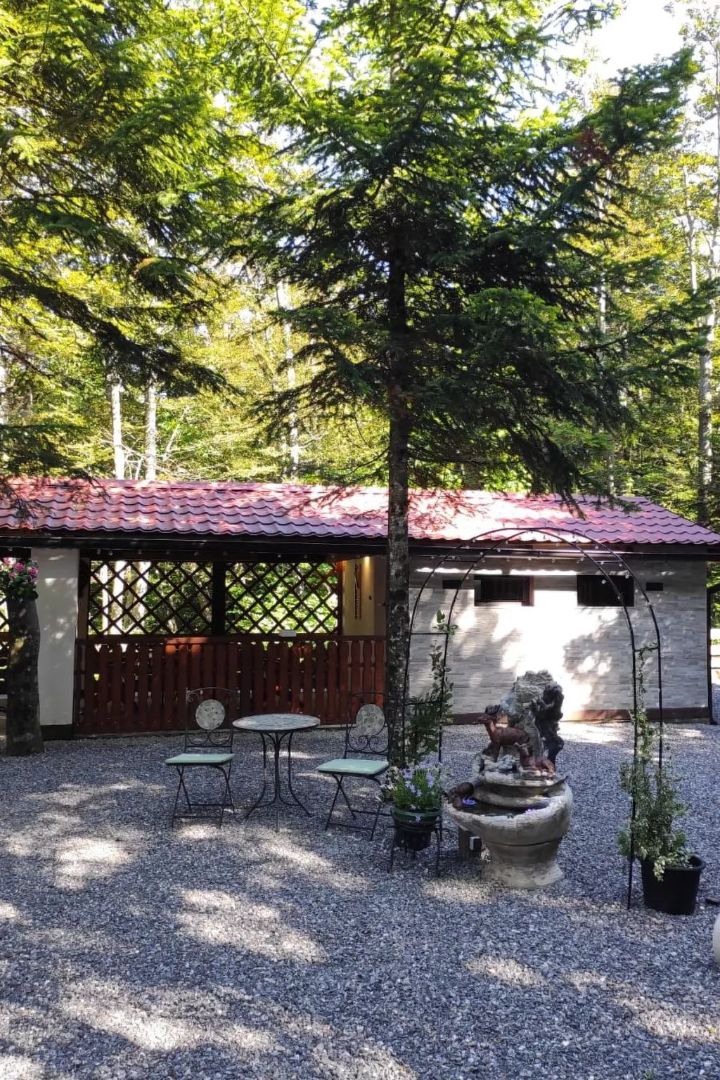 Idyllic holiday home-Outside