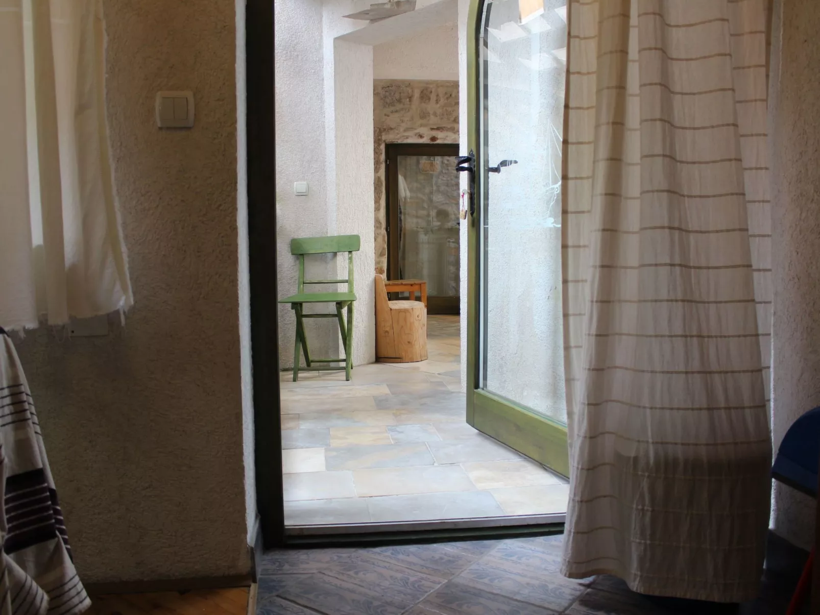 Lieber Himell 1-Inside