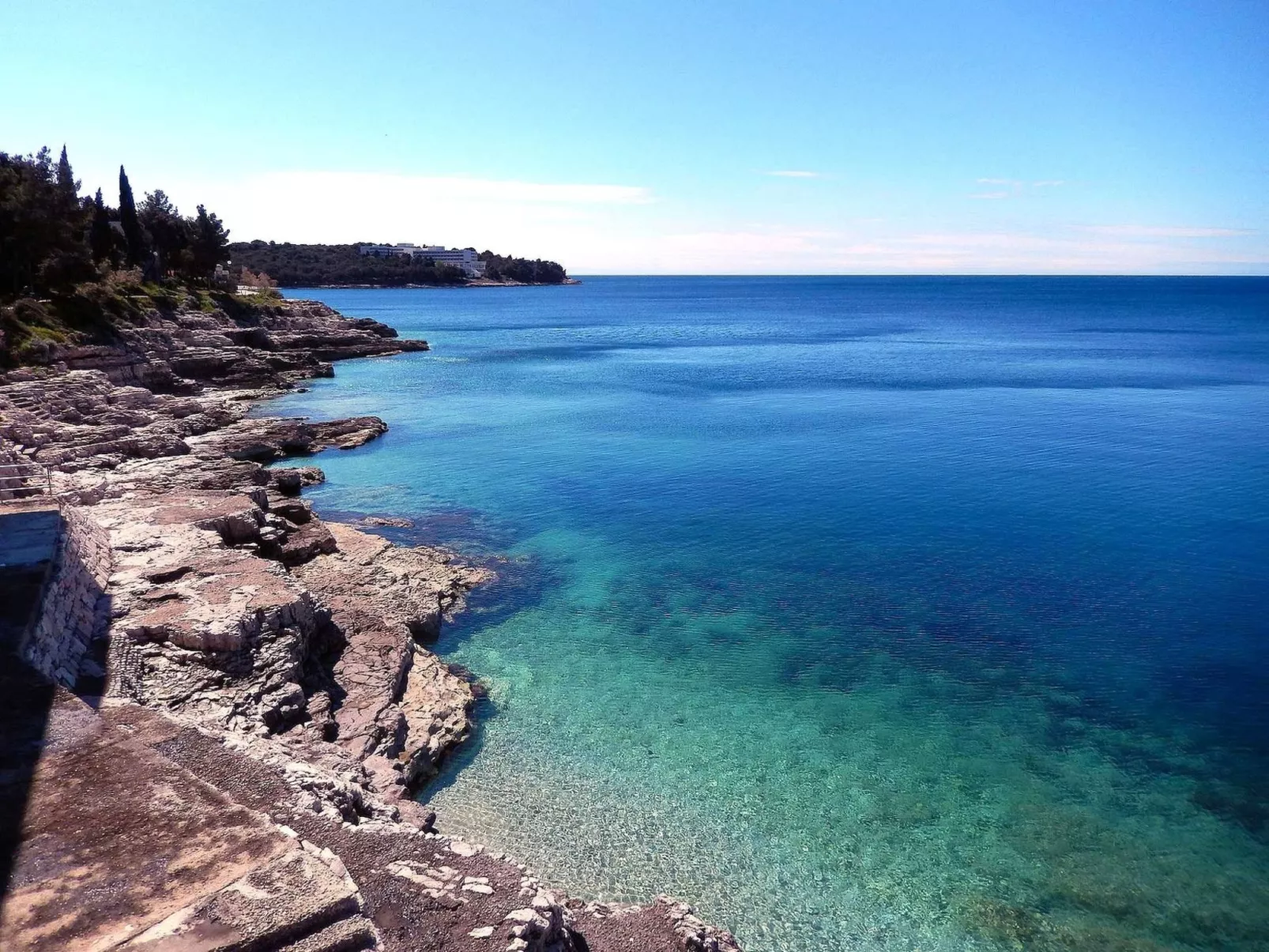 Höhlenmensch 2-Dehors