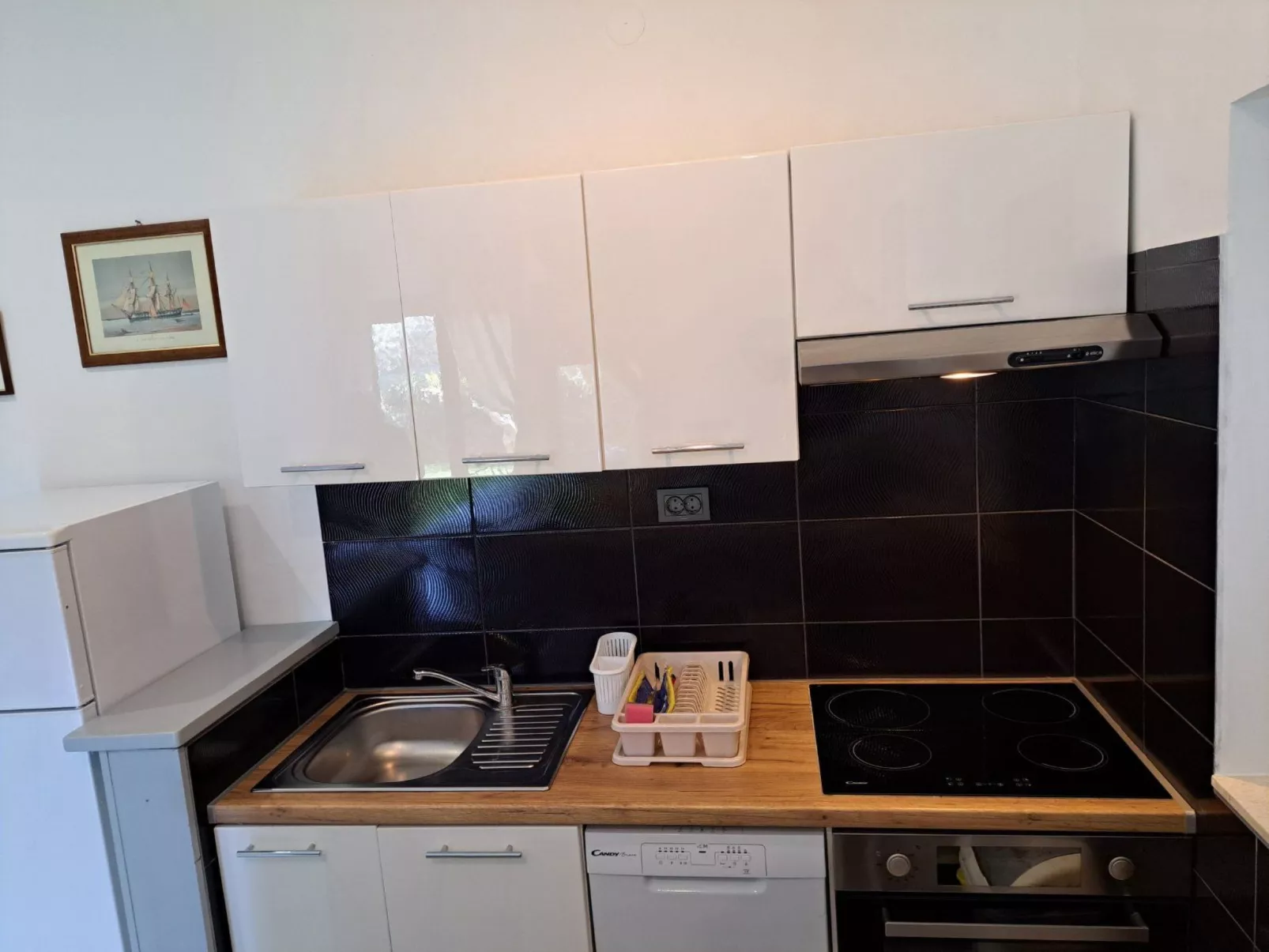 Wohnung in Pomer mit Kleinem Garten-Drinnen