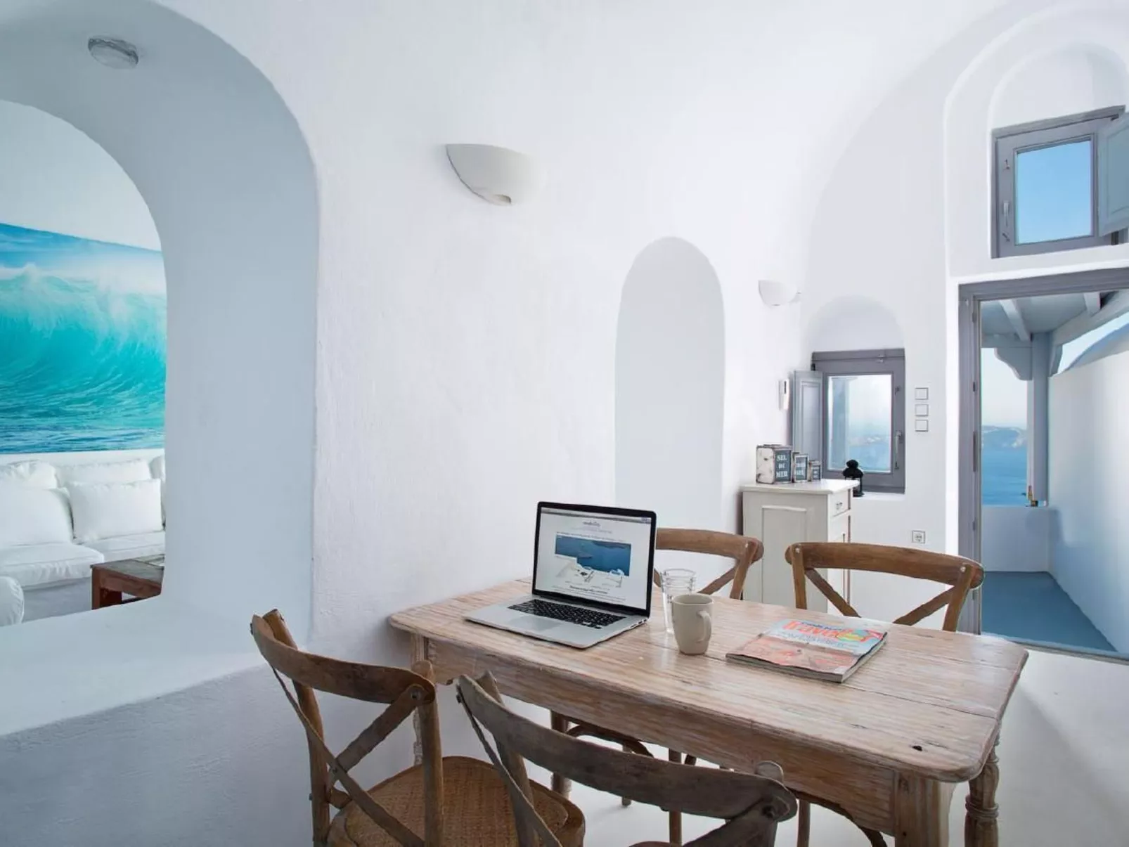 Stilvolle Villa mit Pool und herrlichem Meerblick-Inside