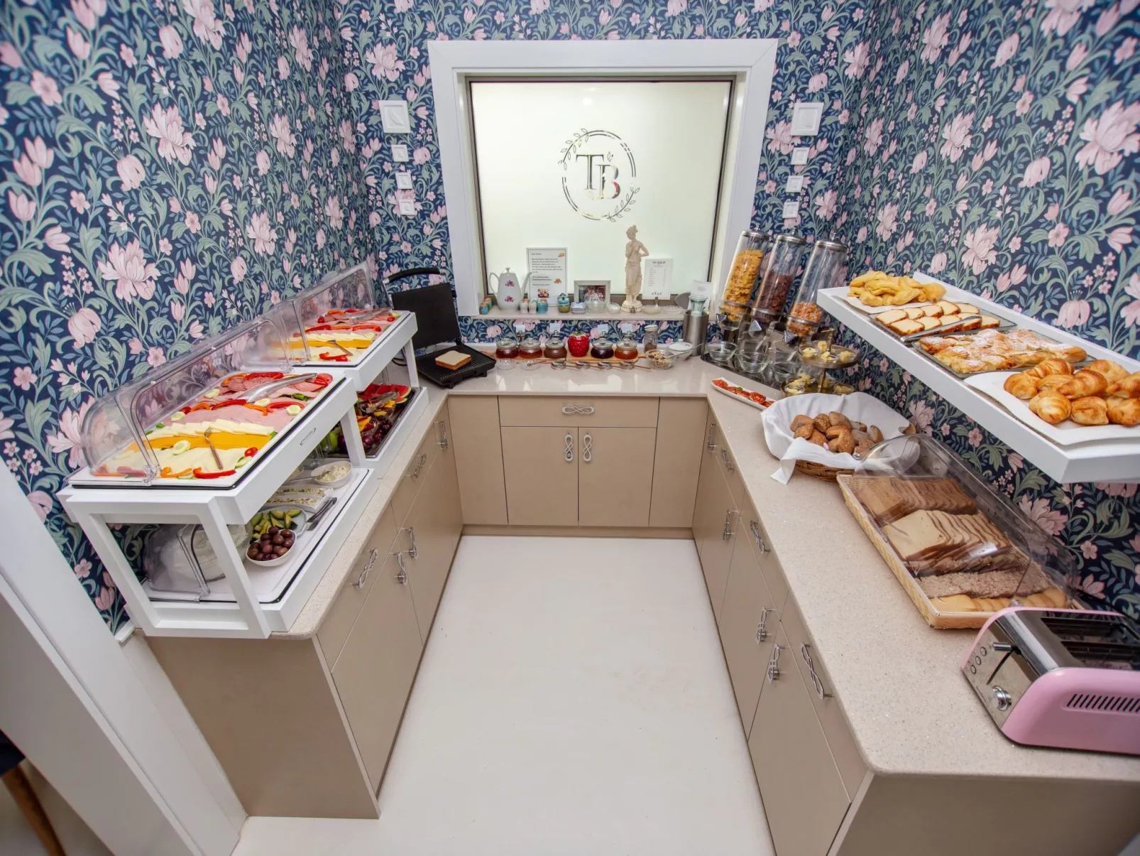 Mit Terrasse-Drinnen