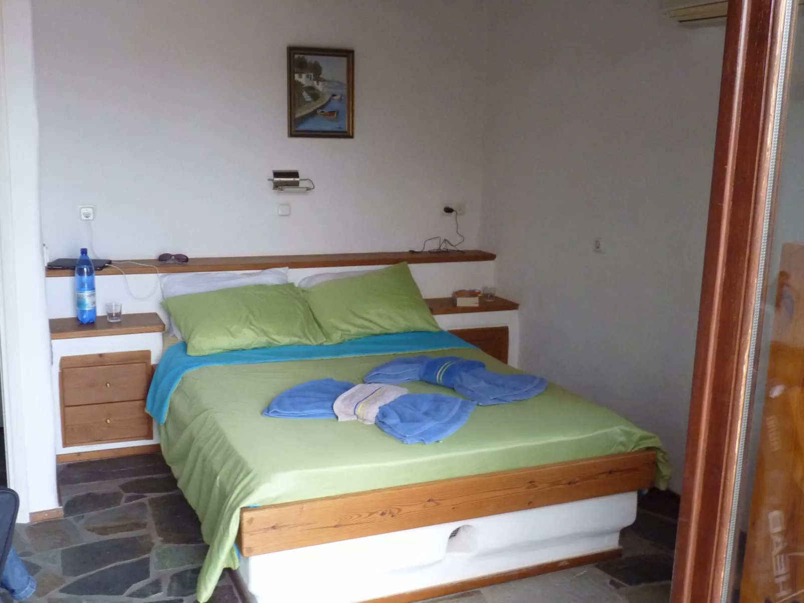 Apollon Paradise-Drinnen