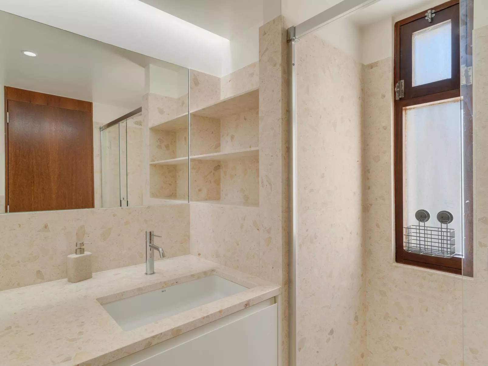 Carlos Wohnung-Image-tags.info