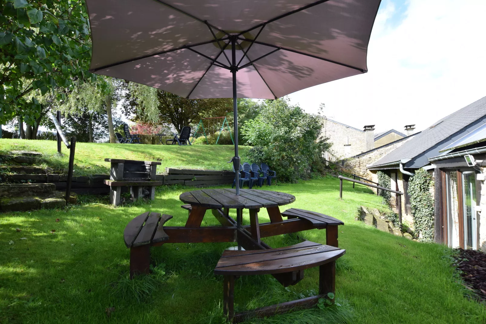 Le relais d'Orval-Gardens summer