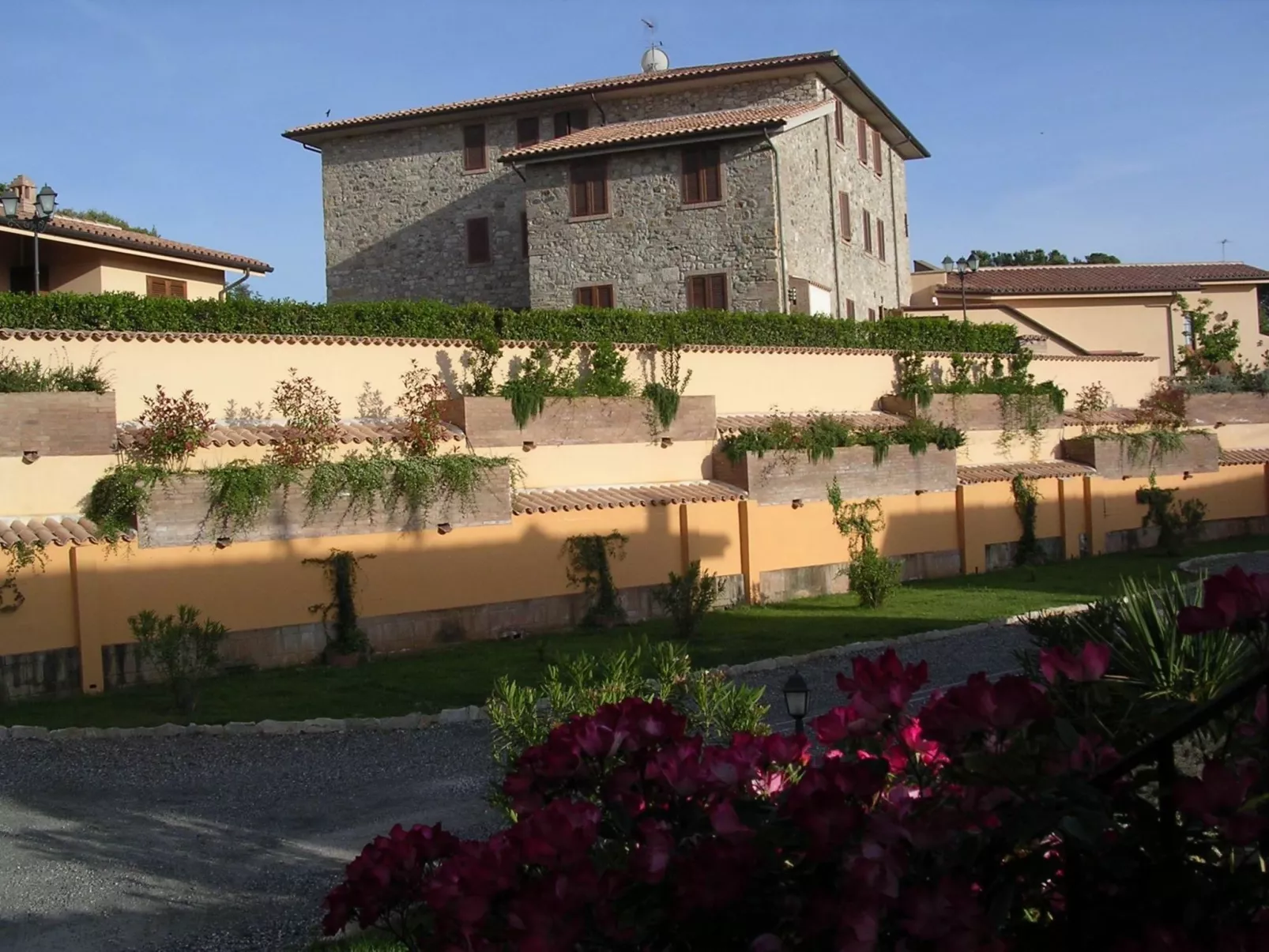 Pieve pomaia2' Wohnung mit Schwimmbad-Outside