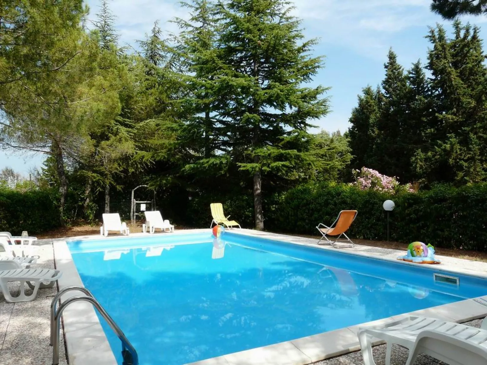 Michele Leccino' Wohnung mit Schwimmbad-Dehors