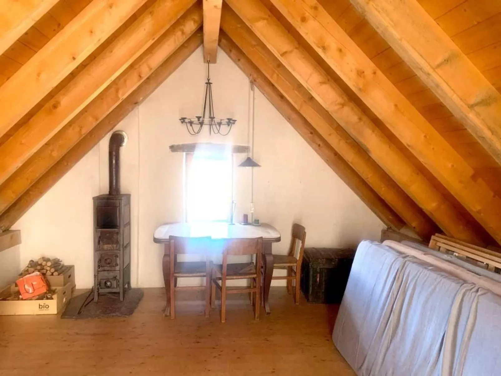 Typisches Tessiner Landleben im Centovalli-Dedans