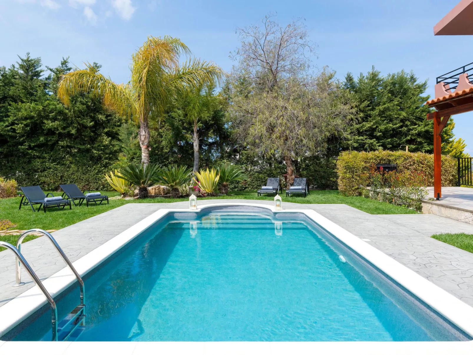 Gemütliche Villa Zenia in Damatria-Image-tags.info